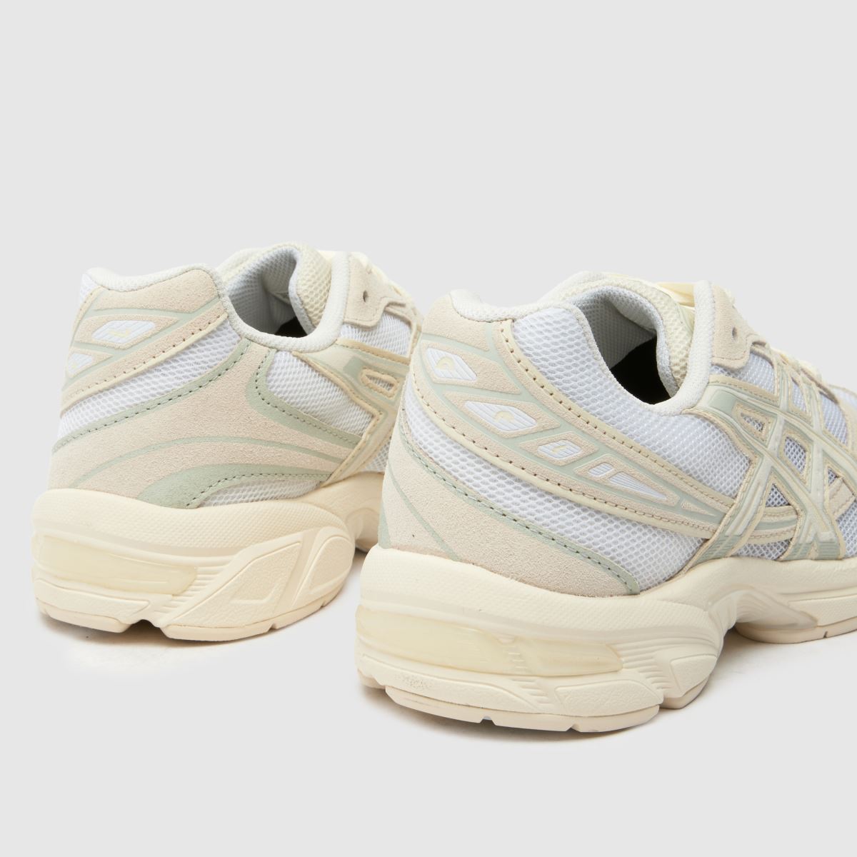 ASICS gel-1130 träningsskor i vitt och beige