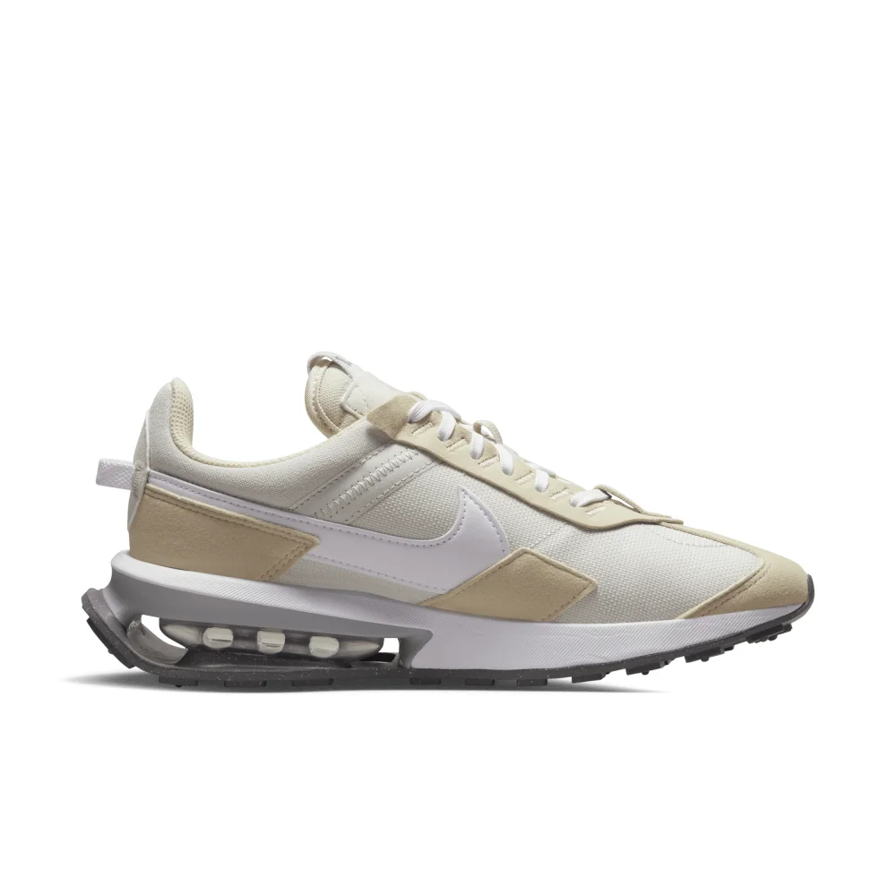 Nike Air Max Pre Day DM8259-002 / weiss