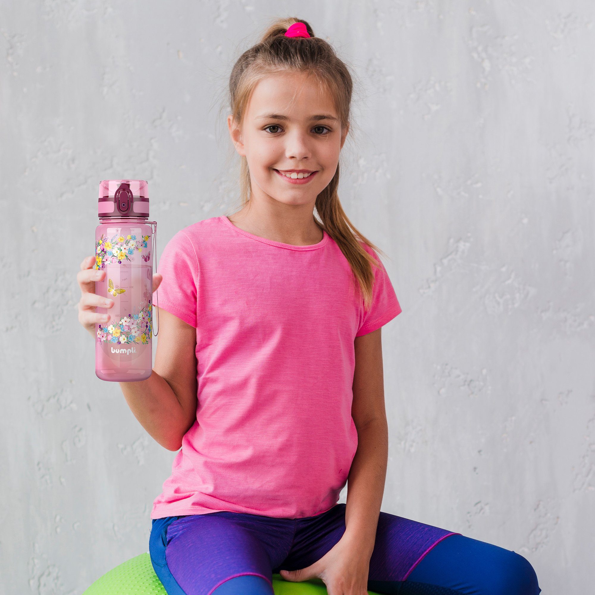 bumpli® Trinkflasche Kinder Trinkflasche 500ml, Wasserflasche, Sportflasche, BPA-frei, auslaufsicher, spülmaschinenfest, Trageschlaufe, Fruchtsieb