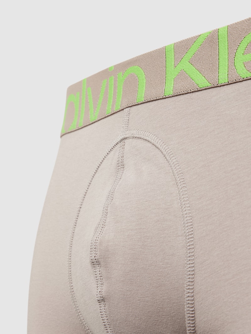 Trunks mit elastischem Bund in taupe