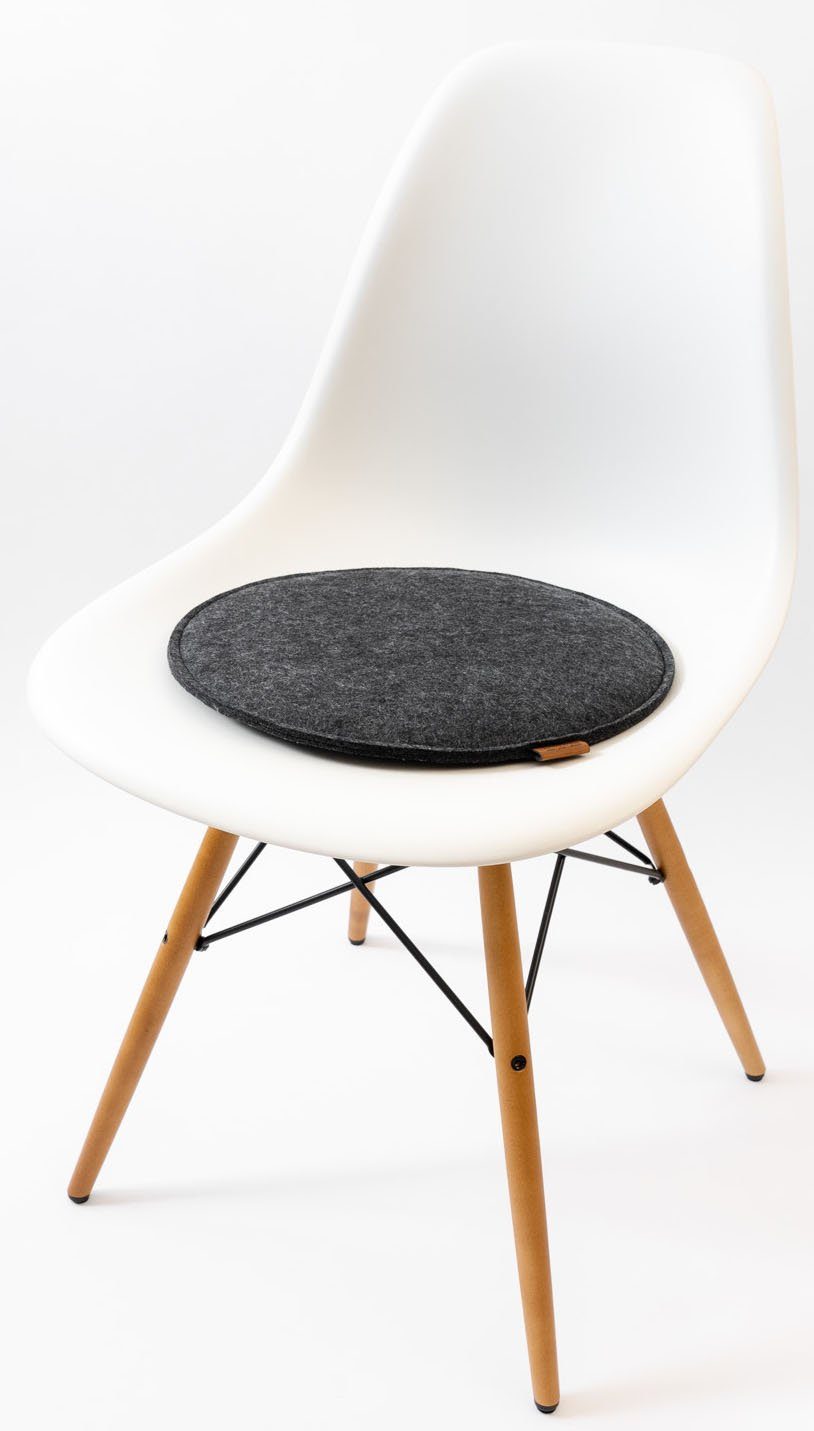 Miqio Sitzkissen 2 er Set Sitzkissen 2 Sitzauflage mit Antirutschnoppen Ø 35 cm, Nachhaltig: Aus recycelten PET Flaschen hergestellt.