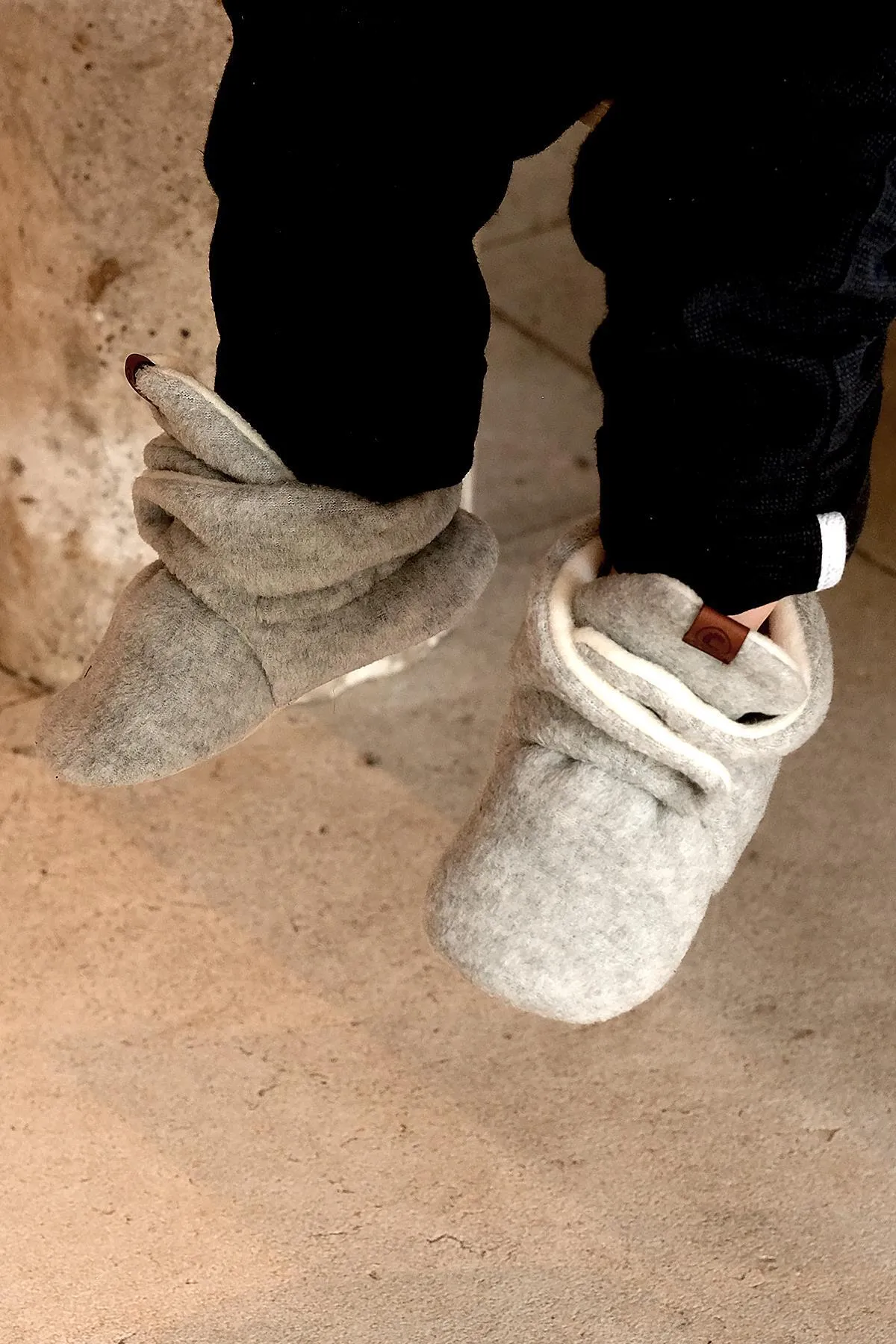 Caluu Baby  Rutschfeste Sohle, Baby-Hausschuhe, First Step Home Booties, Anti-Schweiß, Anti-Pilling-Fleece