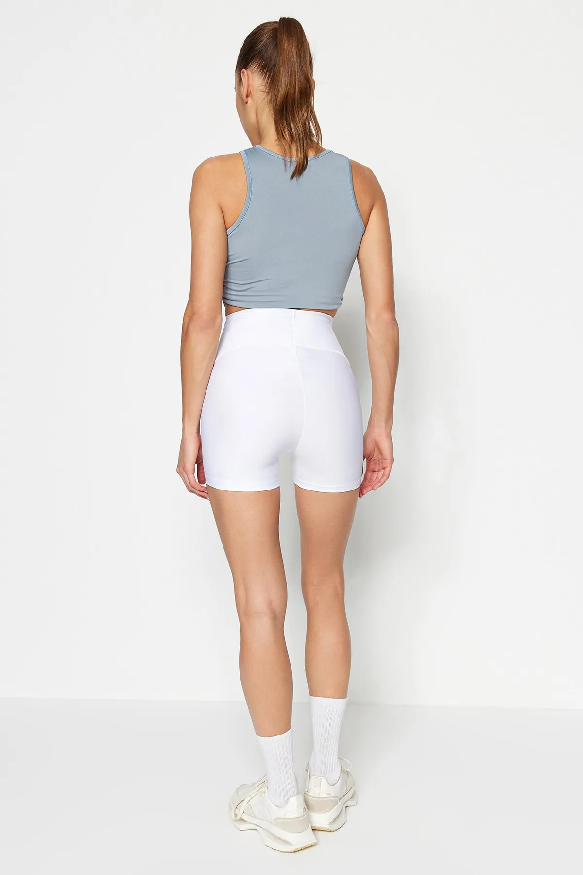 Trendyol Collection  Weiße Restorer Strick-Sportshorts/kurze Leggings TWOSS21SR0545