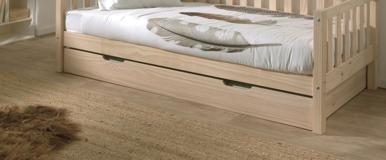 VIPACK Bettschublade Fritz auf Rollen in Kiefer, Ausf. Milky Pine lackiert