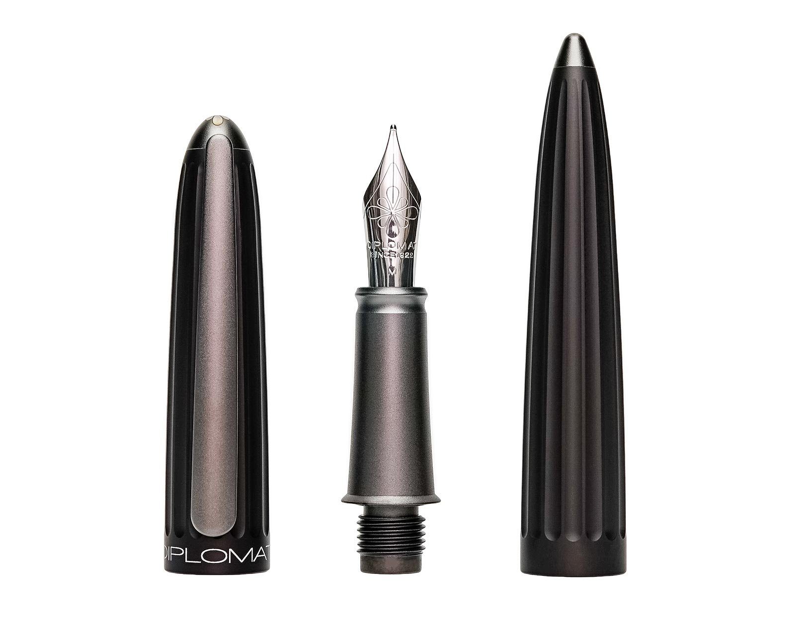DIPLOMAT Füllhalter Aero schwarz mit Schreibtinte, (Komplett-Set mit Tintenkonverter, Schreibtinte Schwarz von Octopus Fluids und Holzetui), MADE IN GERMANY