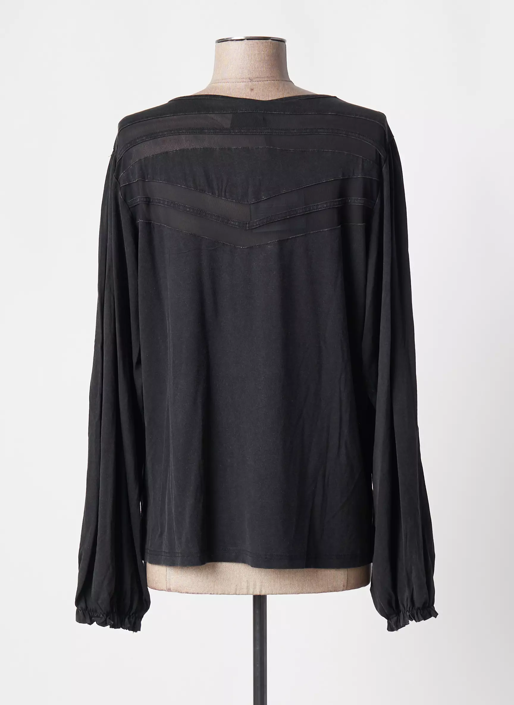 Nu Tshirts Femme couleur noir