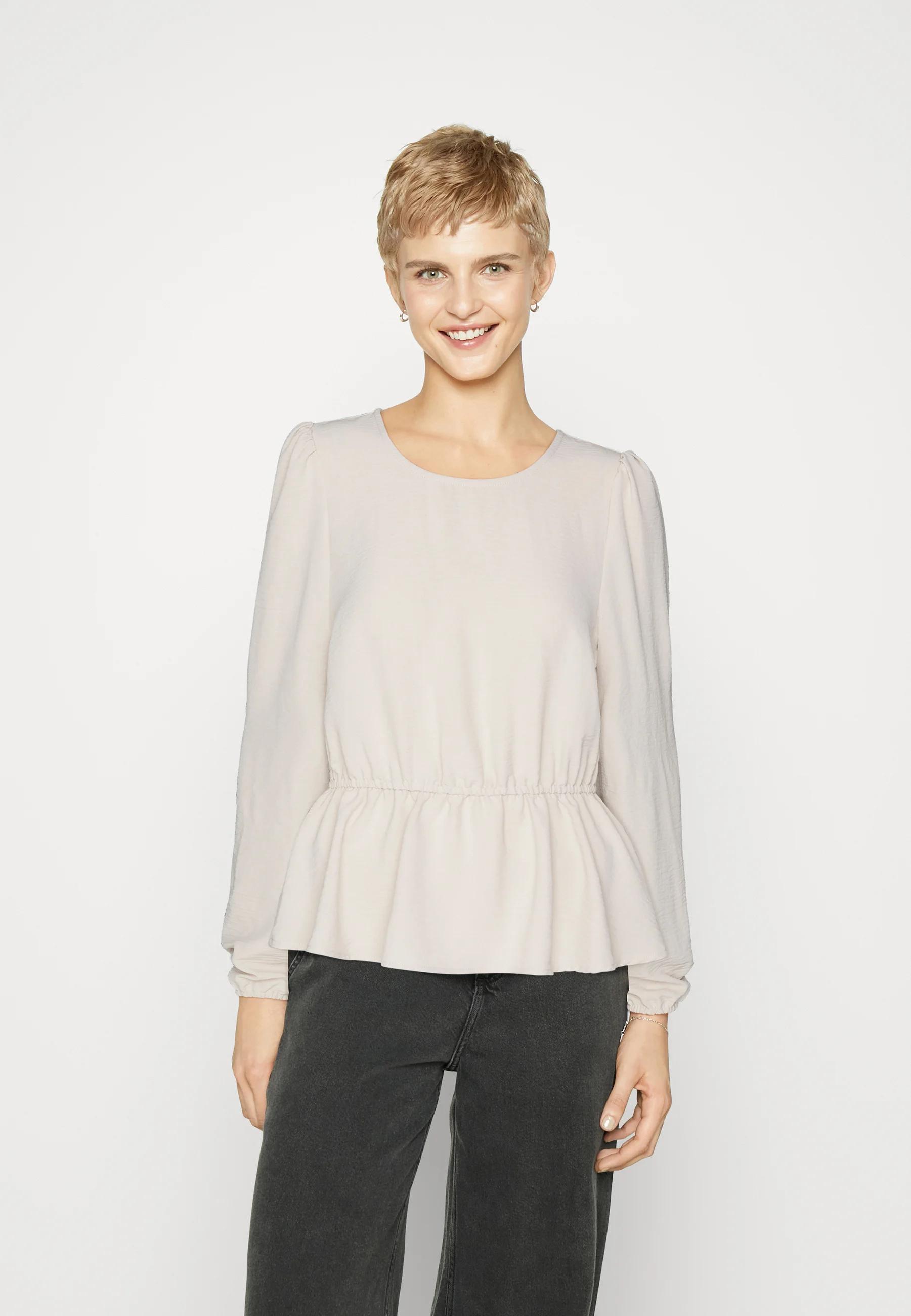 SOLO ONLMETTE CUELLO O - Blusa