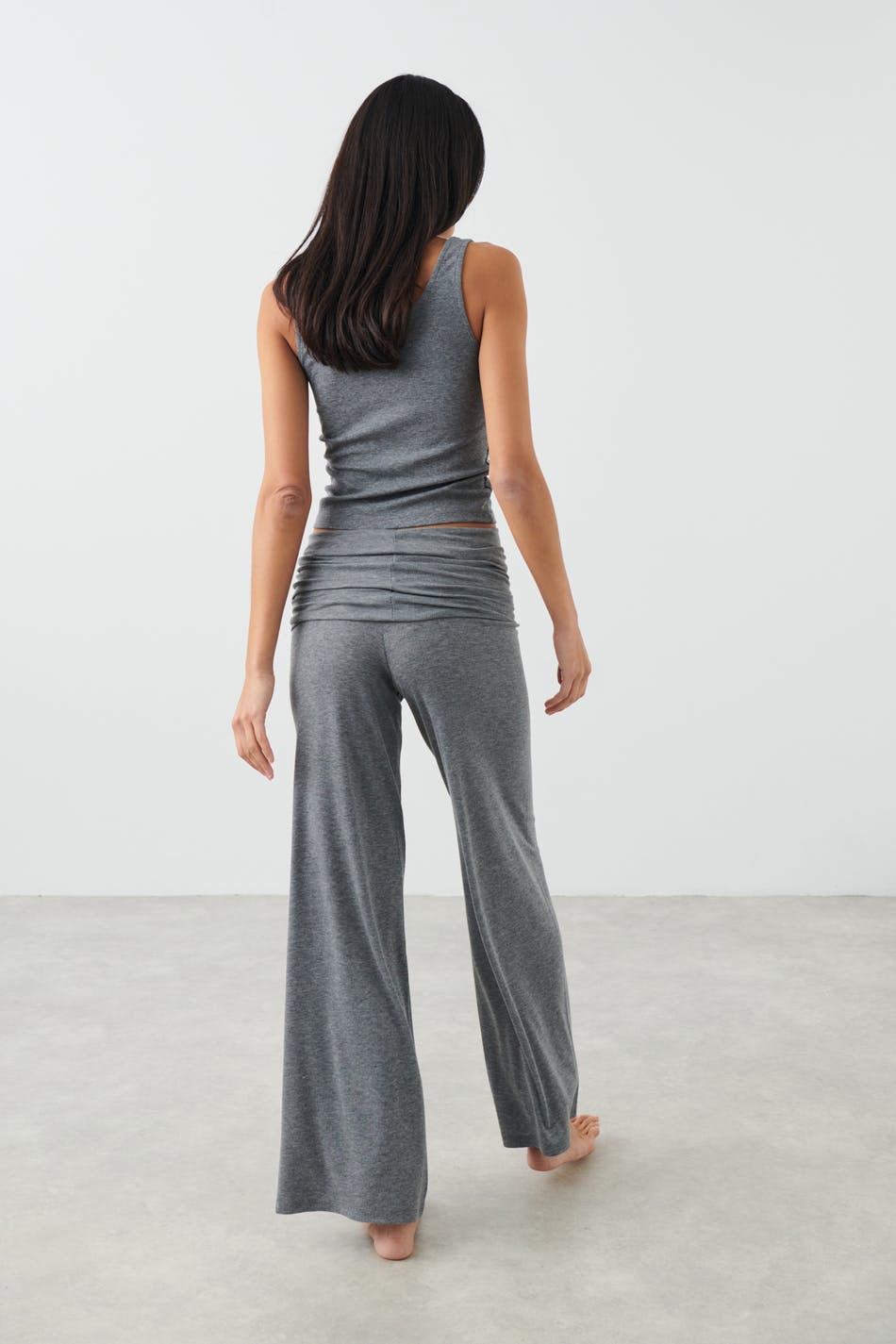 Folded yoga trousers