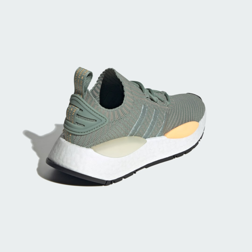 adidas NMD W1 IE9884 / grün