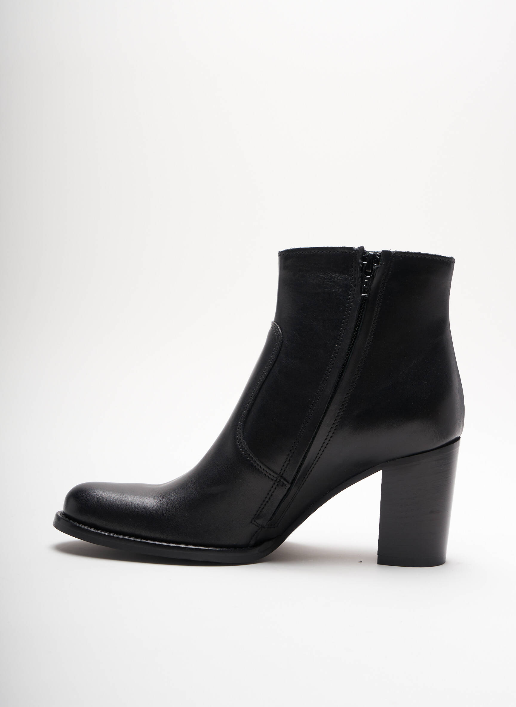 Spaziozero8 Bottines Femme couleur noir