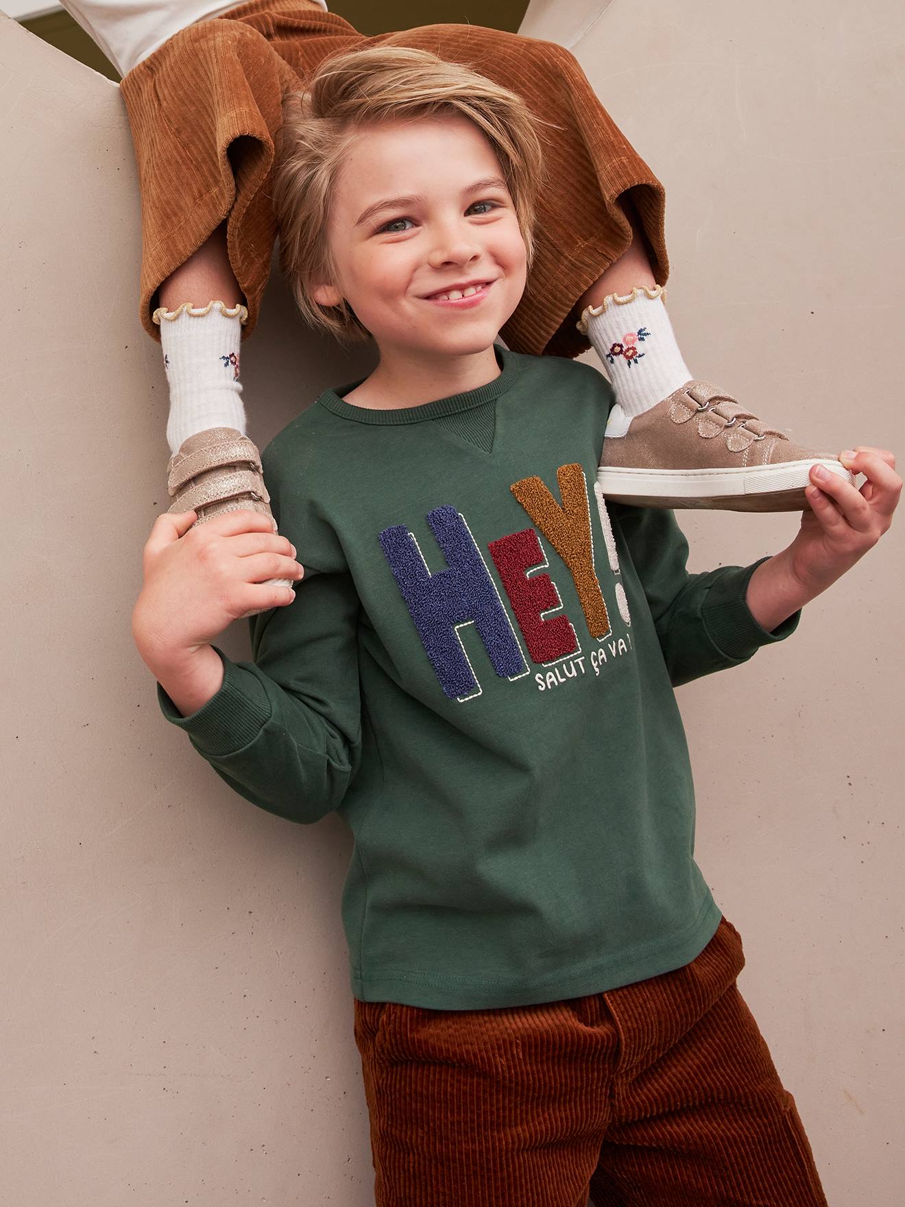 Tee-shirt effet sweat message en bouclettes garçon vert forêt