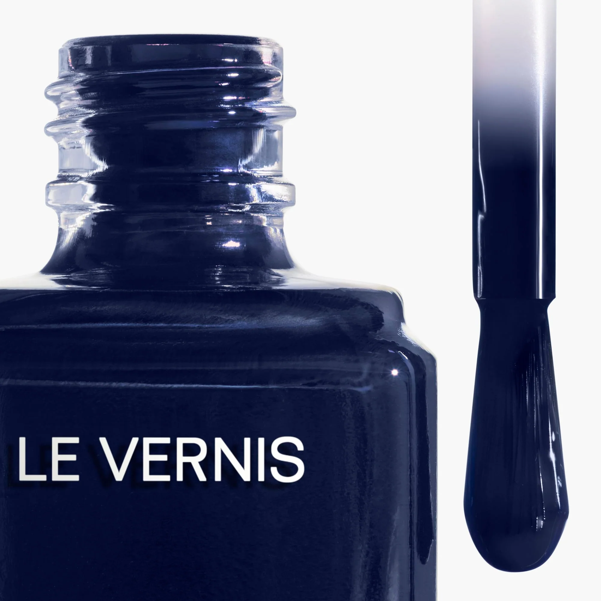LE VERNIS - COLOR Y BRILLO DURADEROS