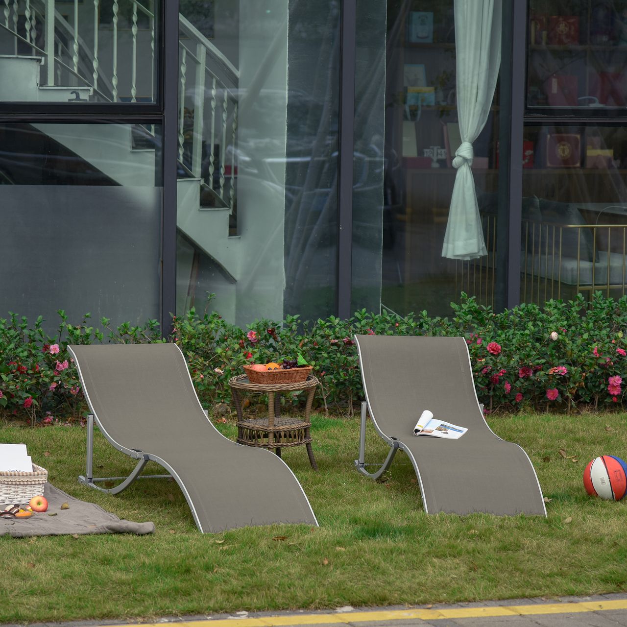 Outsunny 2er Set Sonnenliege Gartenliegen Stoffliege Relaxliege ergonomisch Aluminium Texteline Hellgrau 165 x 61 x 63 cm
