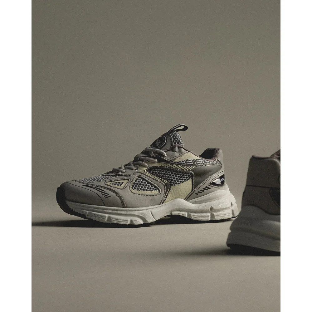 Axel Arigato Marathon Runner 33089 / grau