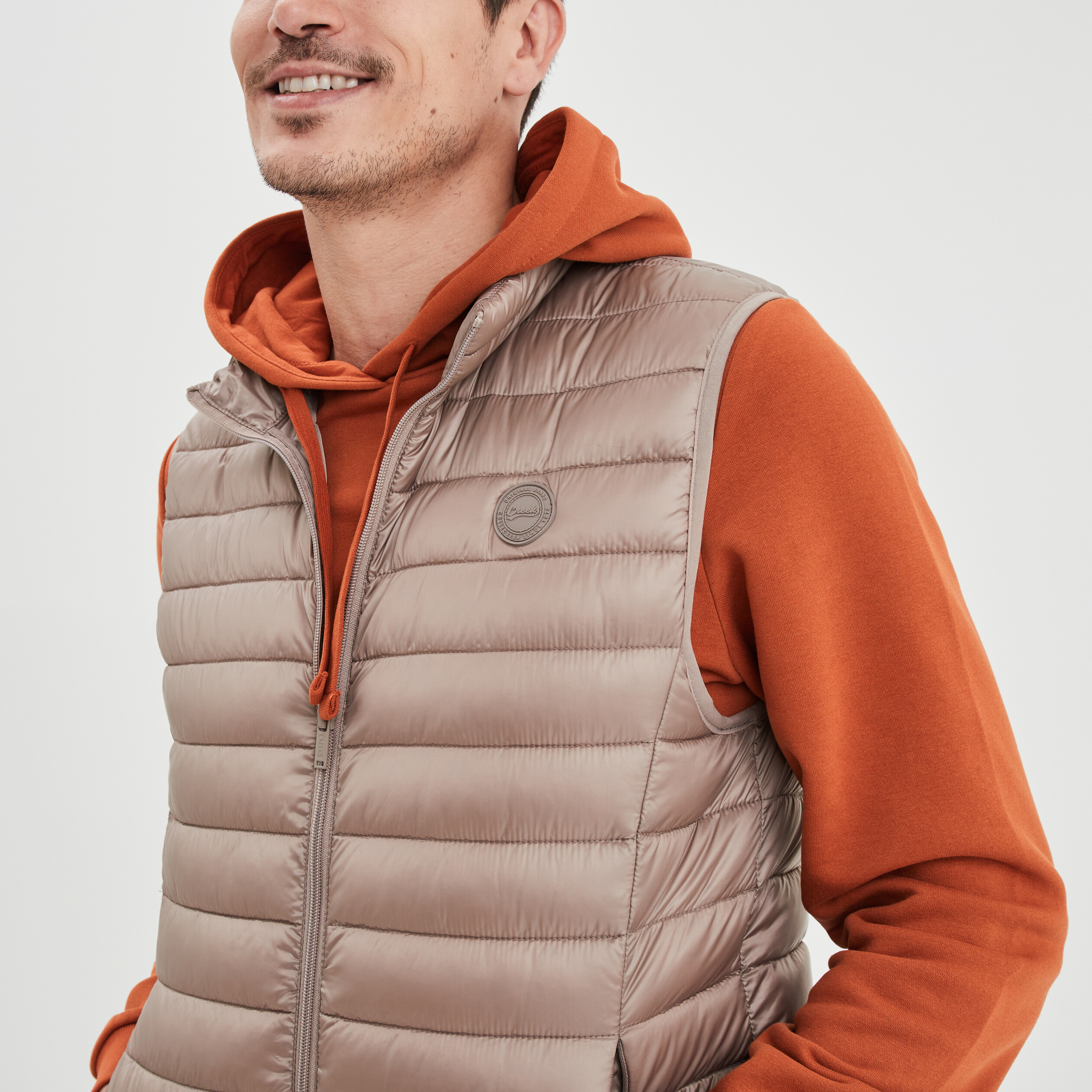 Doudoune légère zippée sans manches taupe homme | La Halle
