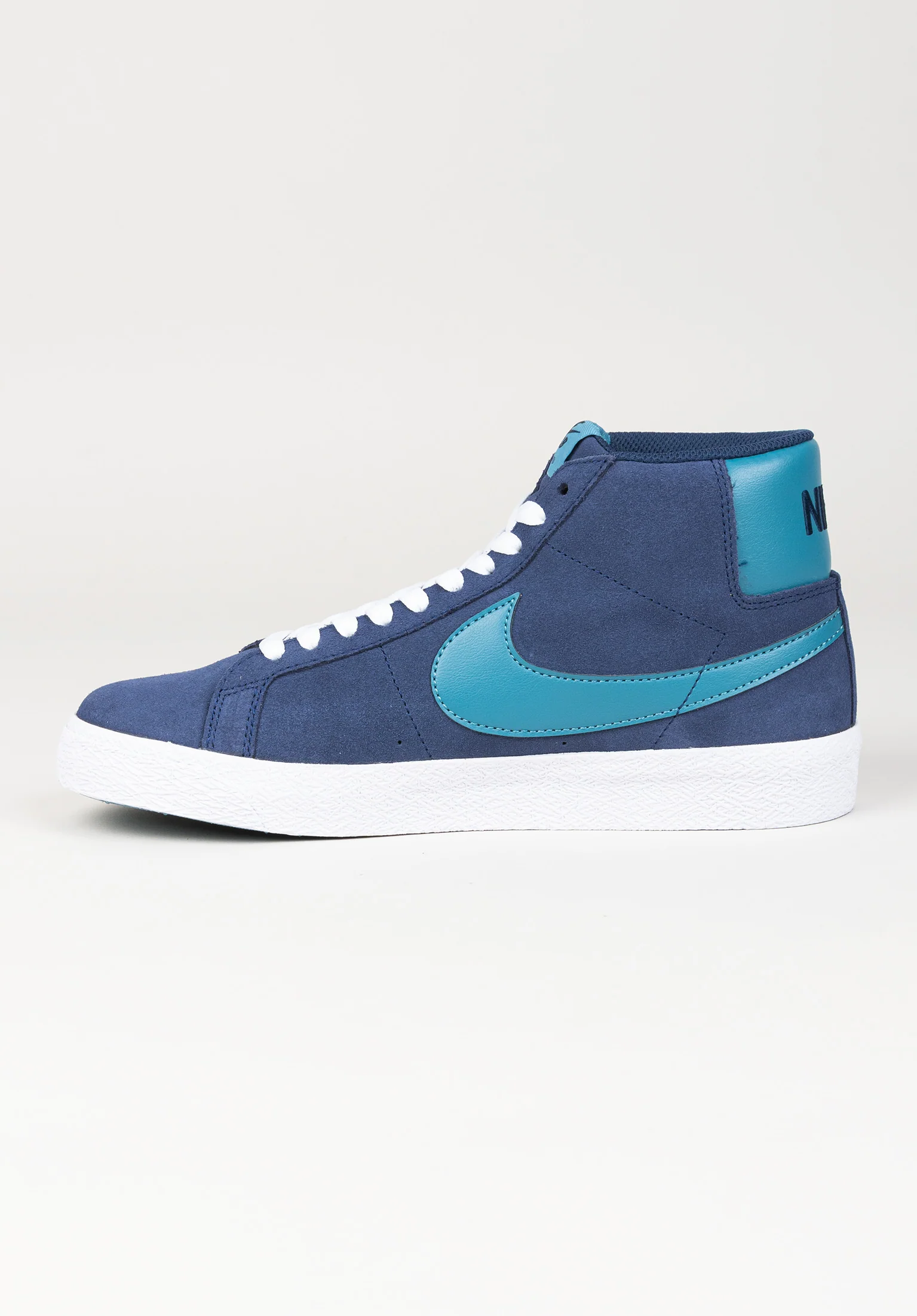 Zoom Blazer Mid