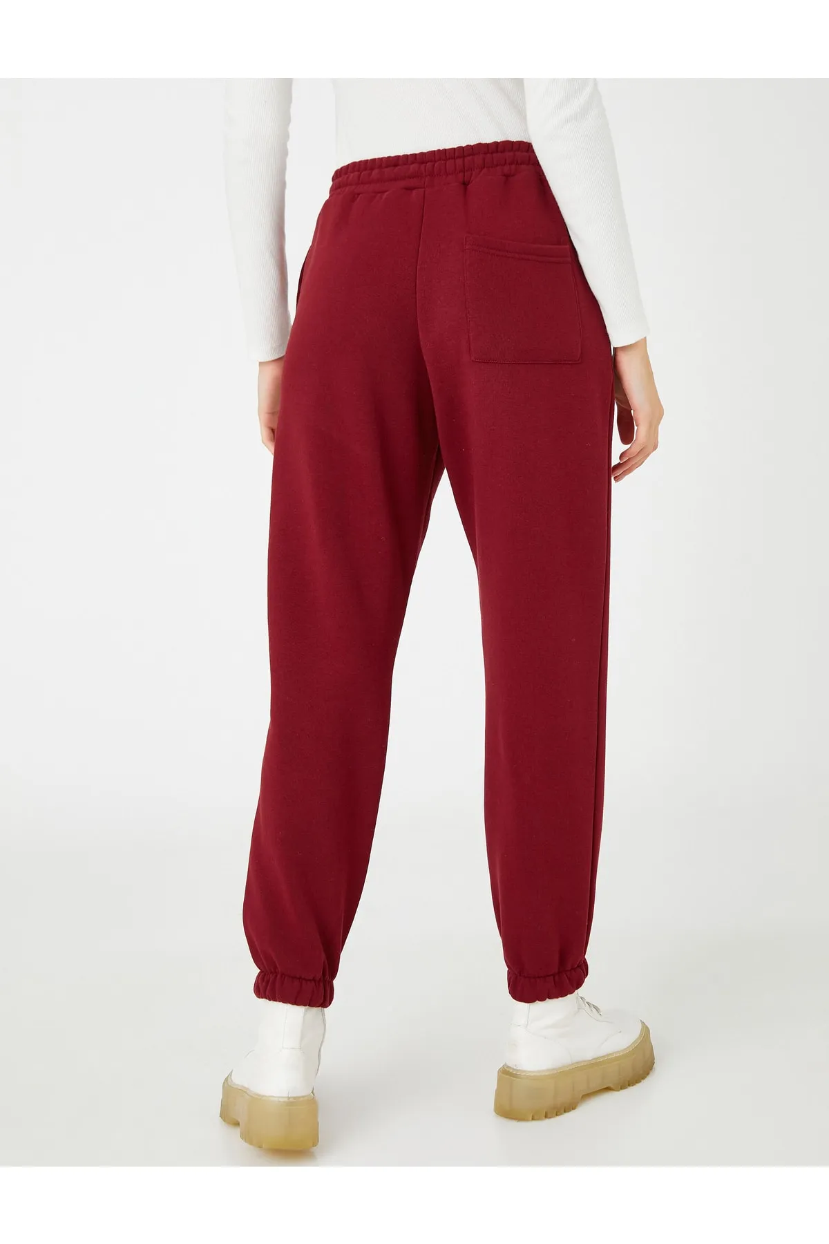 Koton  Jogger-Jogginghose mit Taschendetail, geschnürter Taille und Fleece-Innenseite