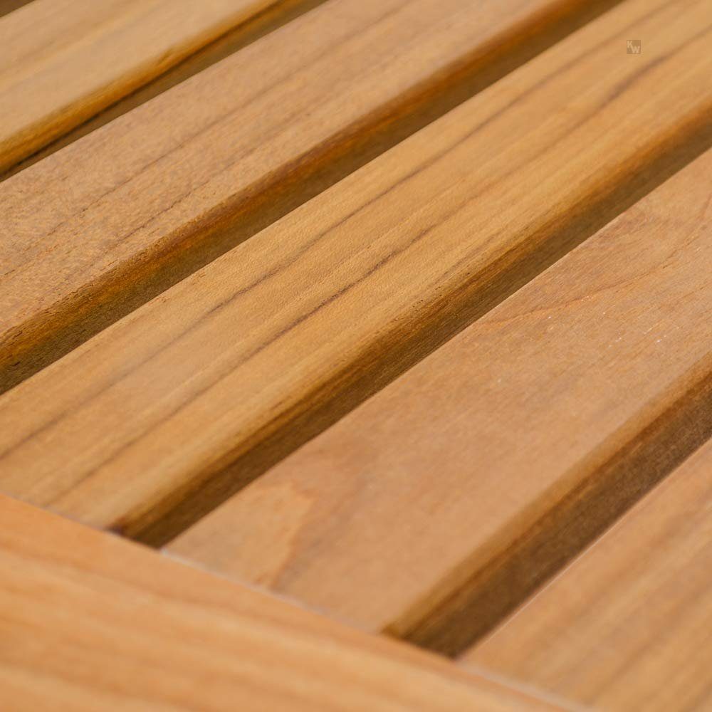 Kai Wiechmann Fußhocker Hochwertige Teak Fußbank 47 x 49 cm als wetterfester Holzhocker, klappbare und unbehandelte Fußstütze aus Teakholz