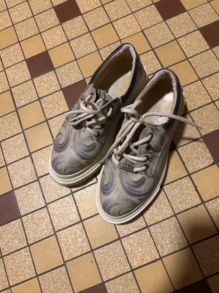 Goby Schnürschuhe in Beige/ Dunkelblau günstig kaufen 36