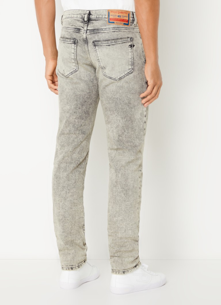 Diesel Struct traperice slim fit u boji