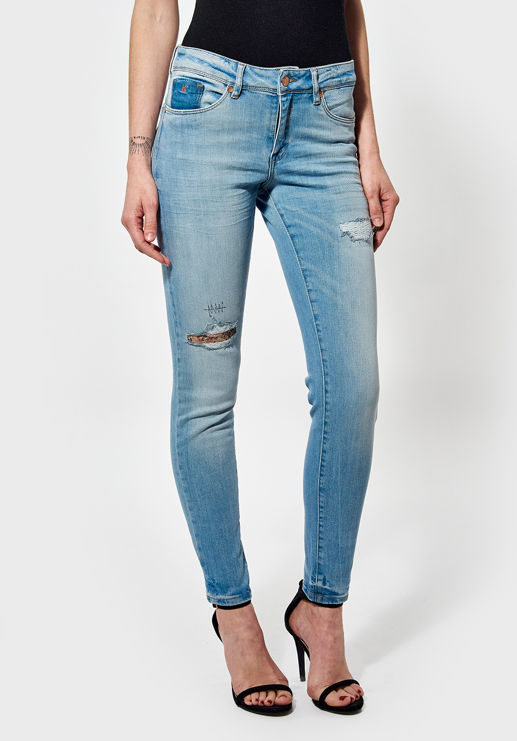 FLORE  Jean slim femme bleu effet délavé et déchiré