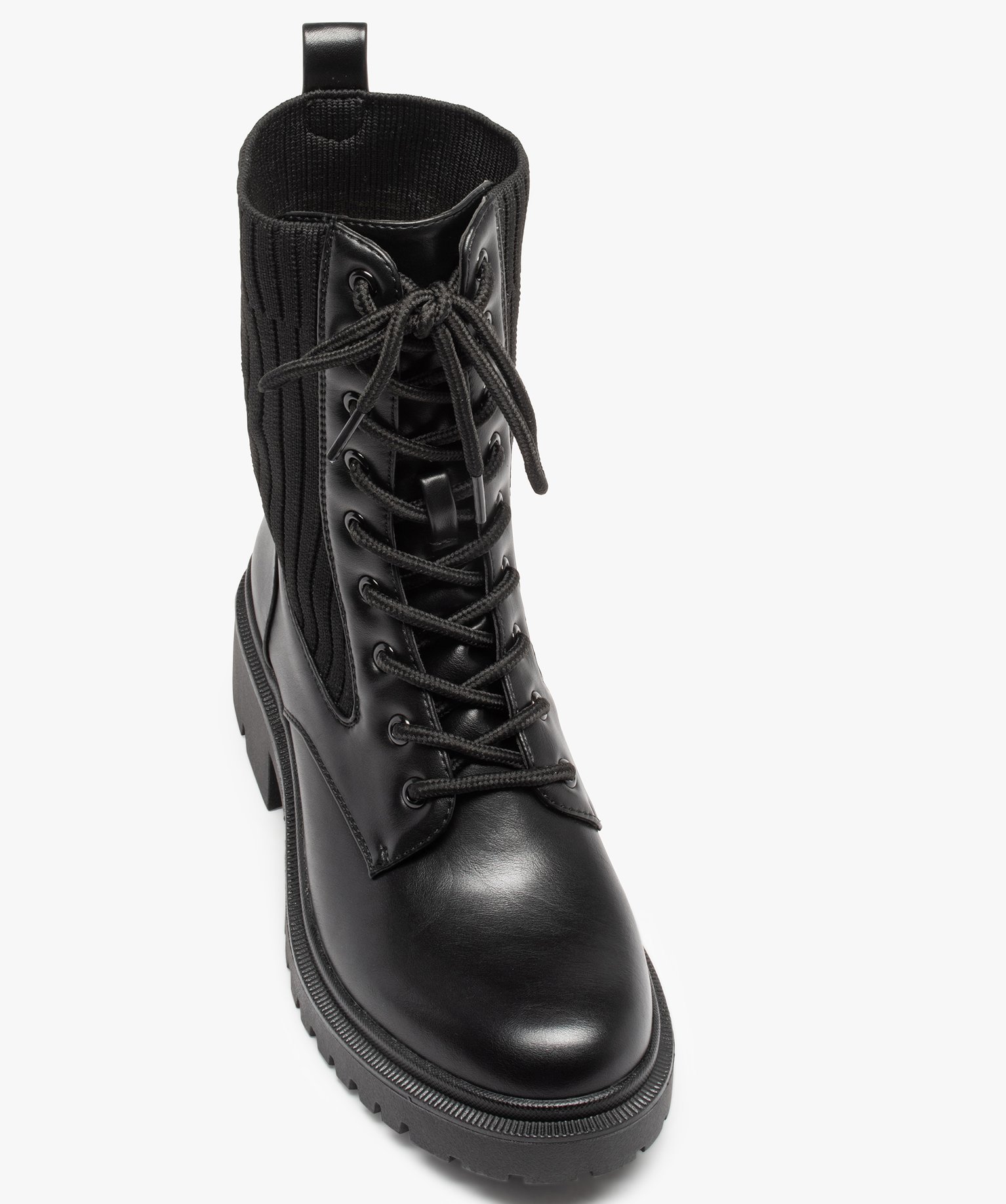 Bottines femme à semelle crantée et col chaussette noir | GEMO