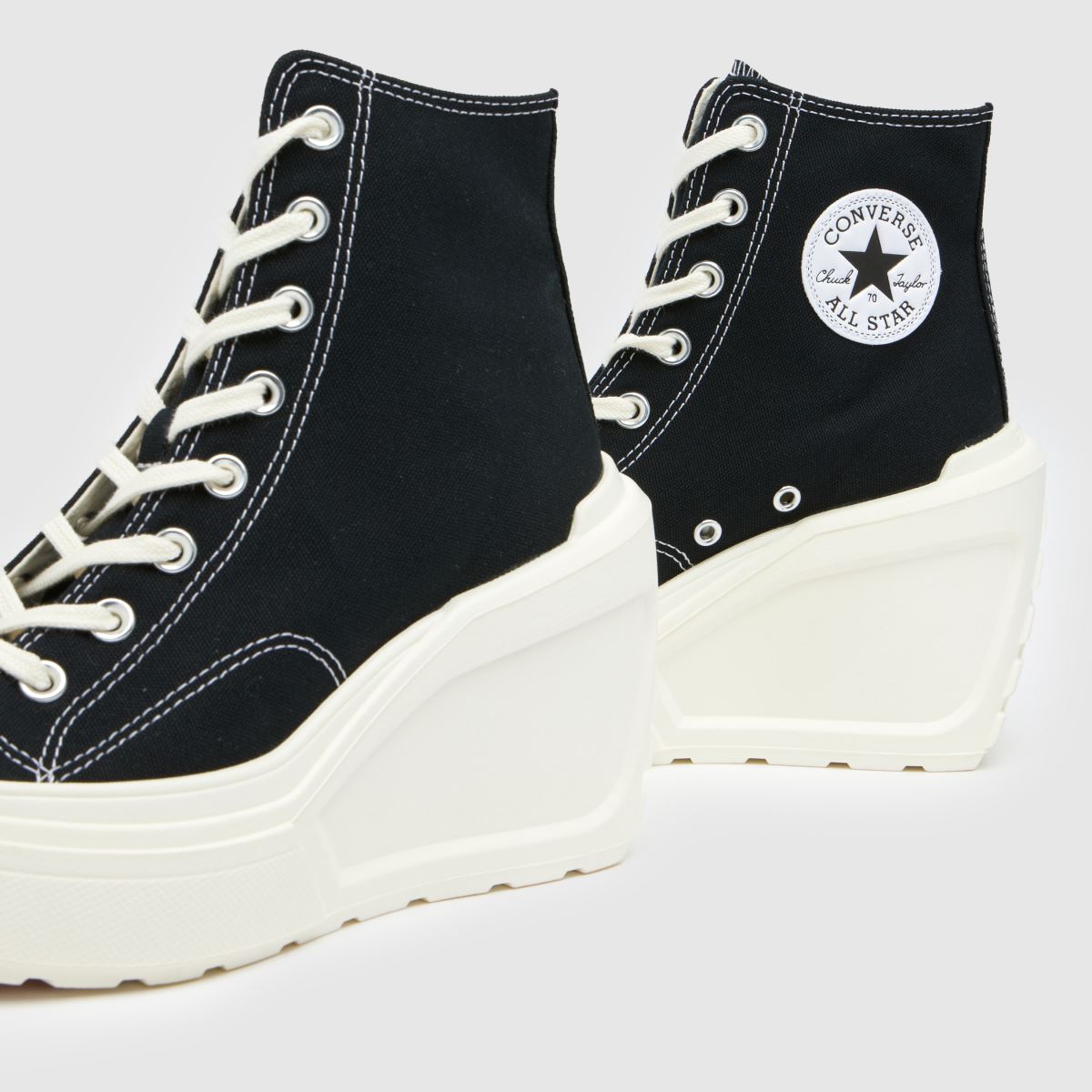 Converse Chuck 70 De Luxe Ékszíjas Tornacipő Fekete Színben