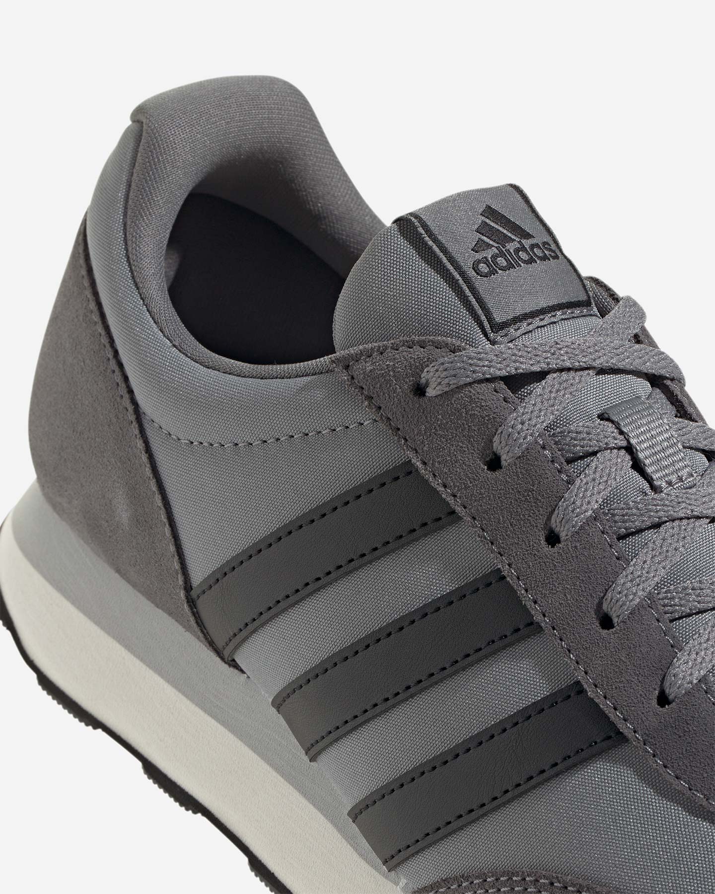 Buty sportowe Adidas Core Run 60s 3.0 M IE3827
