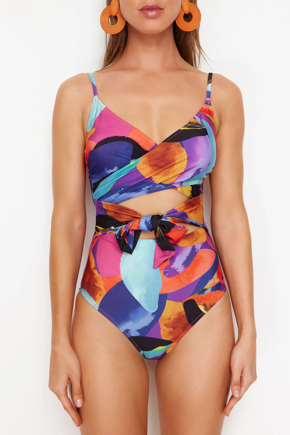 Trendyol Collection  Abstrakt gemusterter, zweireihiger, gebundener Hipster-Badeanzug TBESS21MA0040