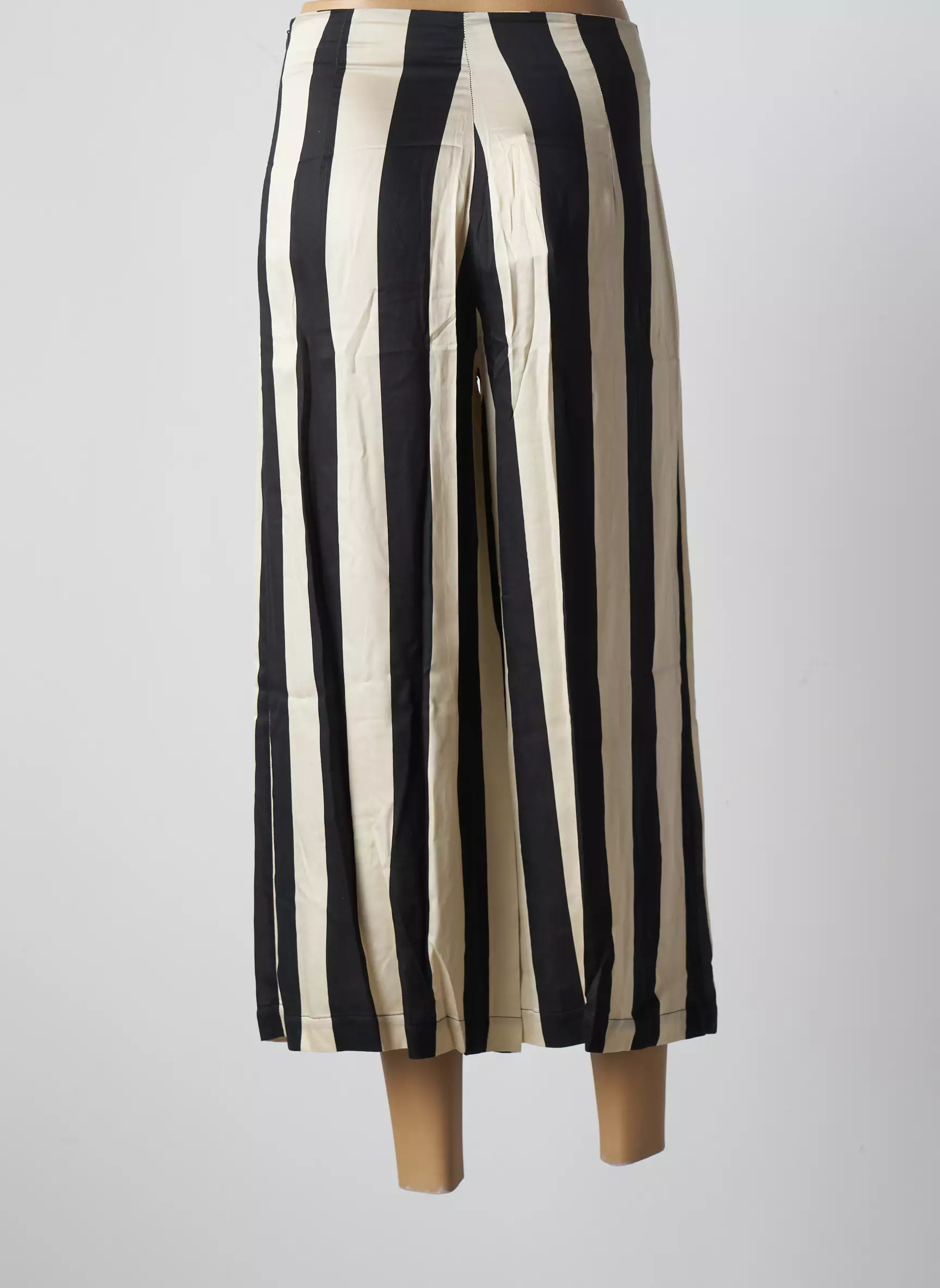 Paul Brial Pantacourts Femme couleur noir