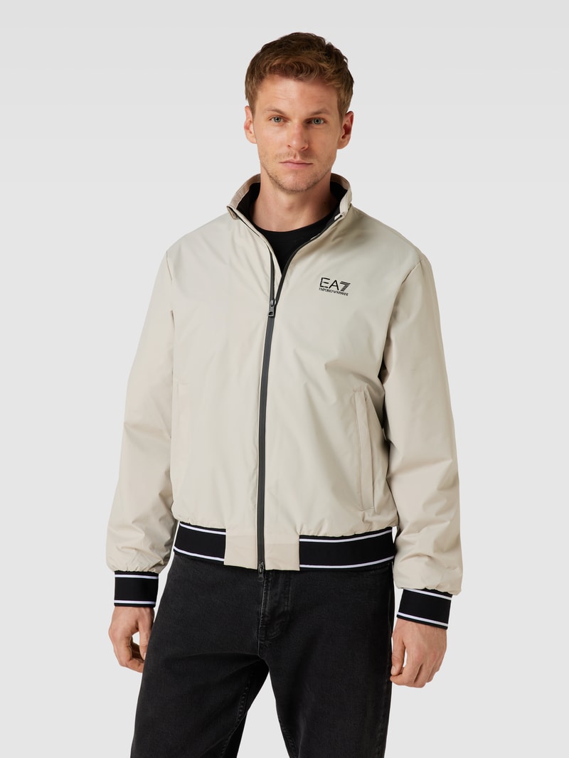 Blouson mit Stehkragen und Zweiwege-Reißverschluss in beige