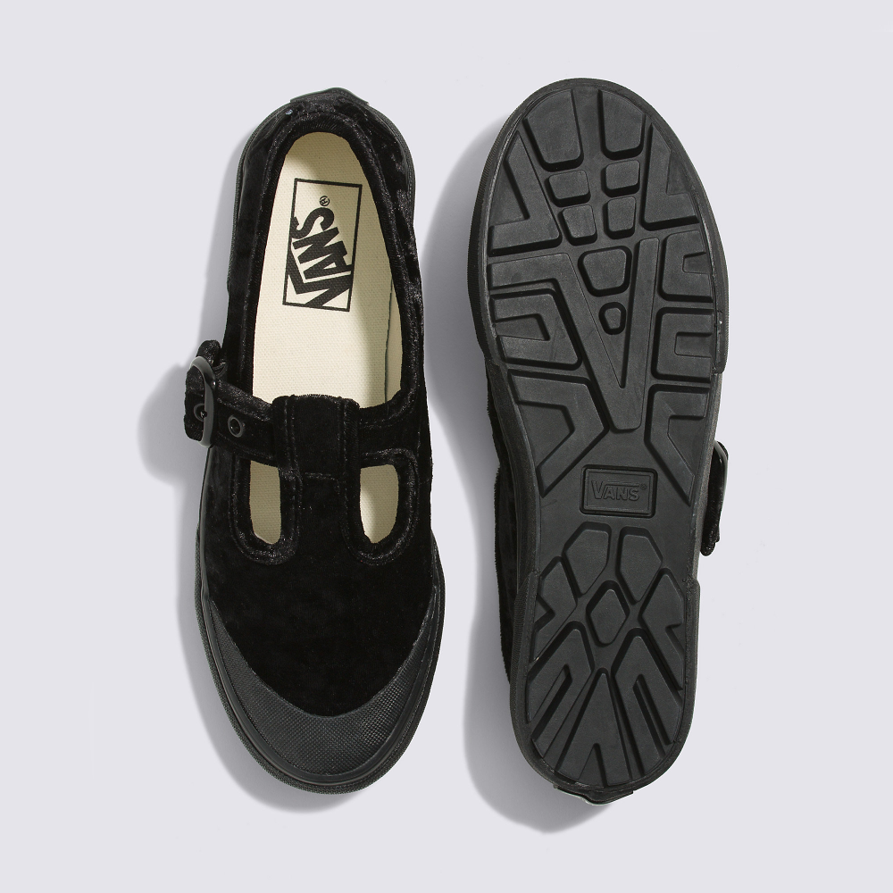 Vans Style 93 VN0A3XTJBMA1 / schwarz
