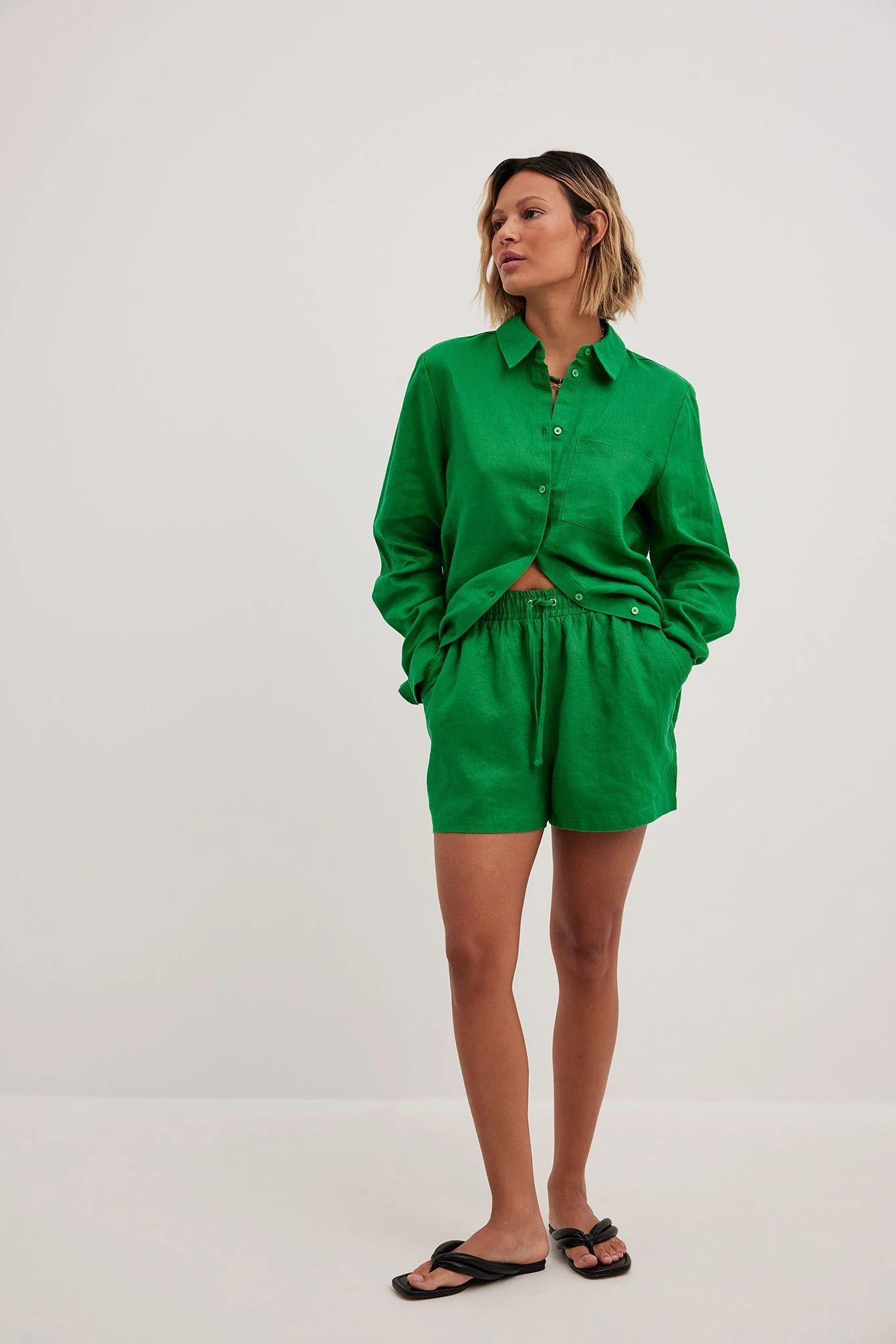 Leinen-Shorts mit elastischem Taillenbund