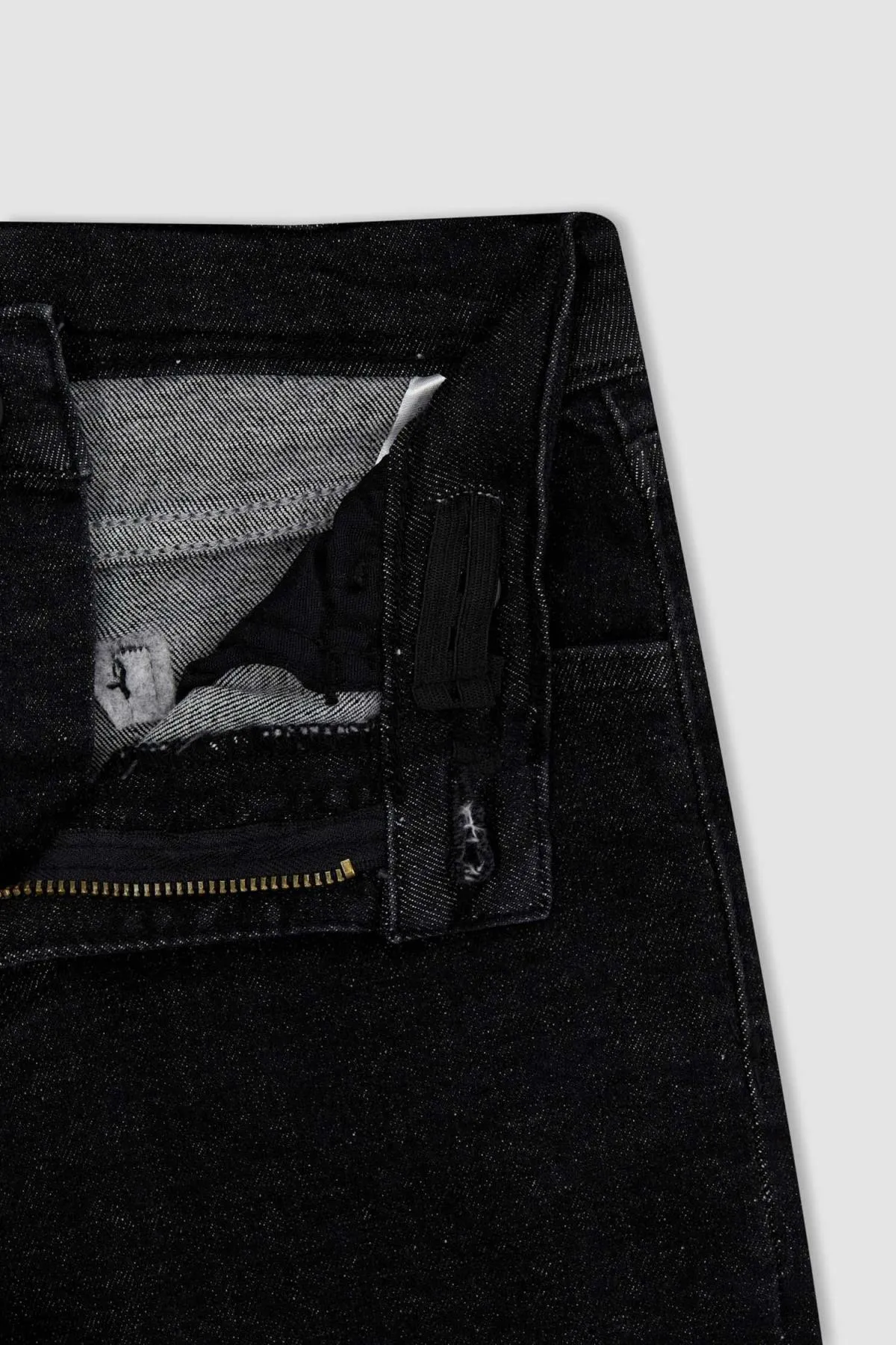 DeFacto  Slim-Fit-Jeanshose für Jungen