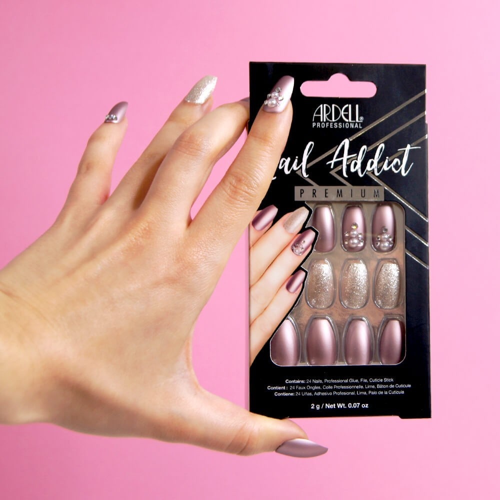 Ongles artificiels prêts à poser Ardell avec accessoires