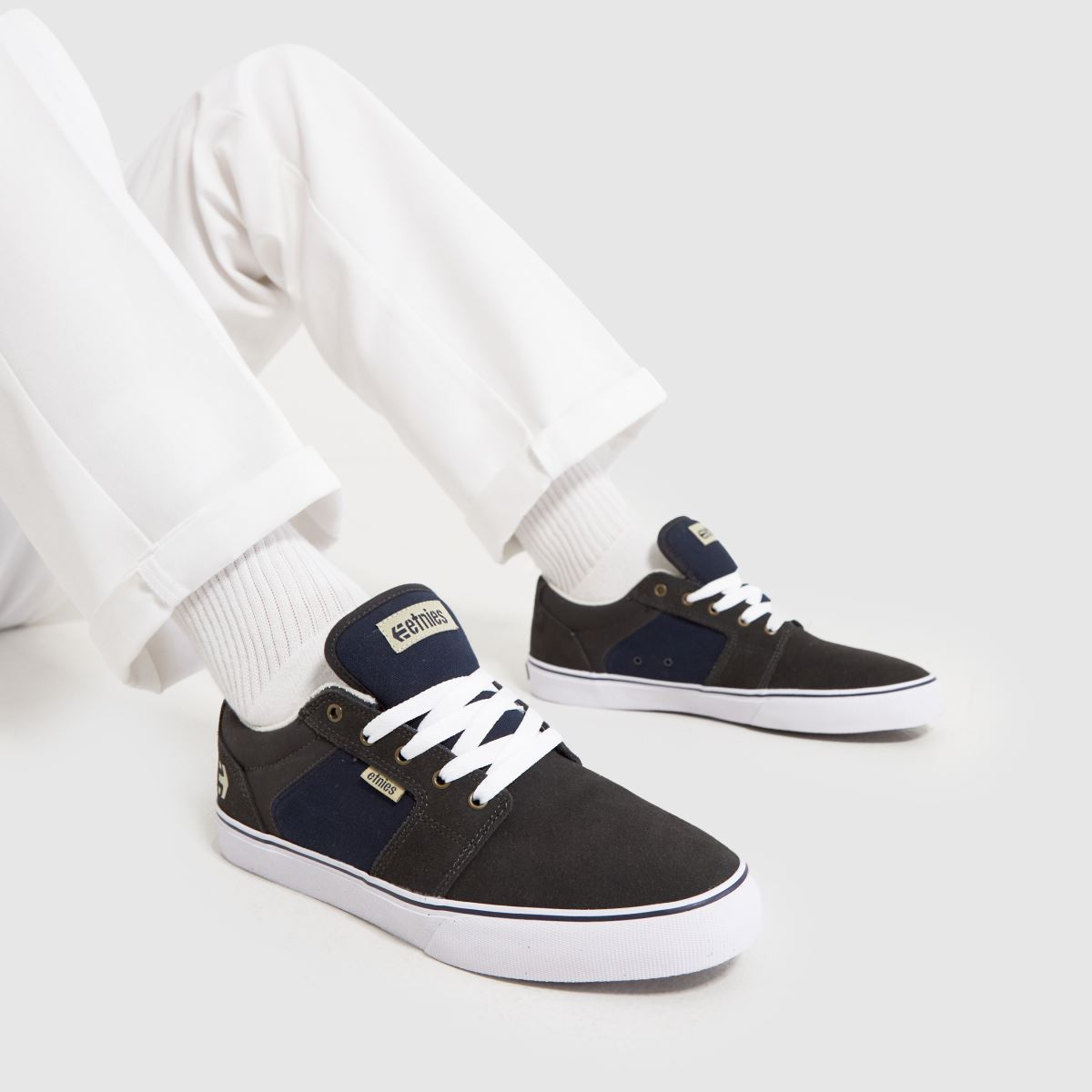 Tenisky Etnies Barge LS v tmavě modré a šedé barvě