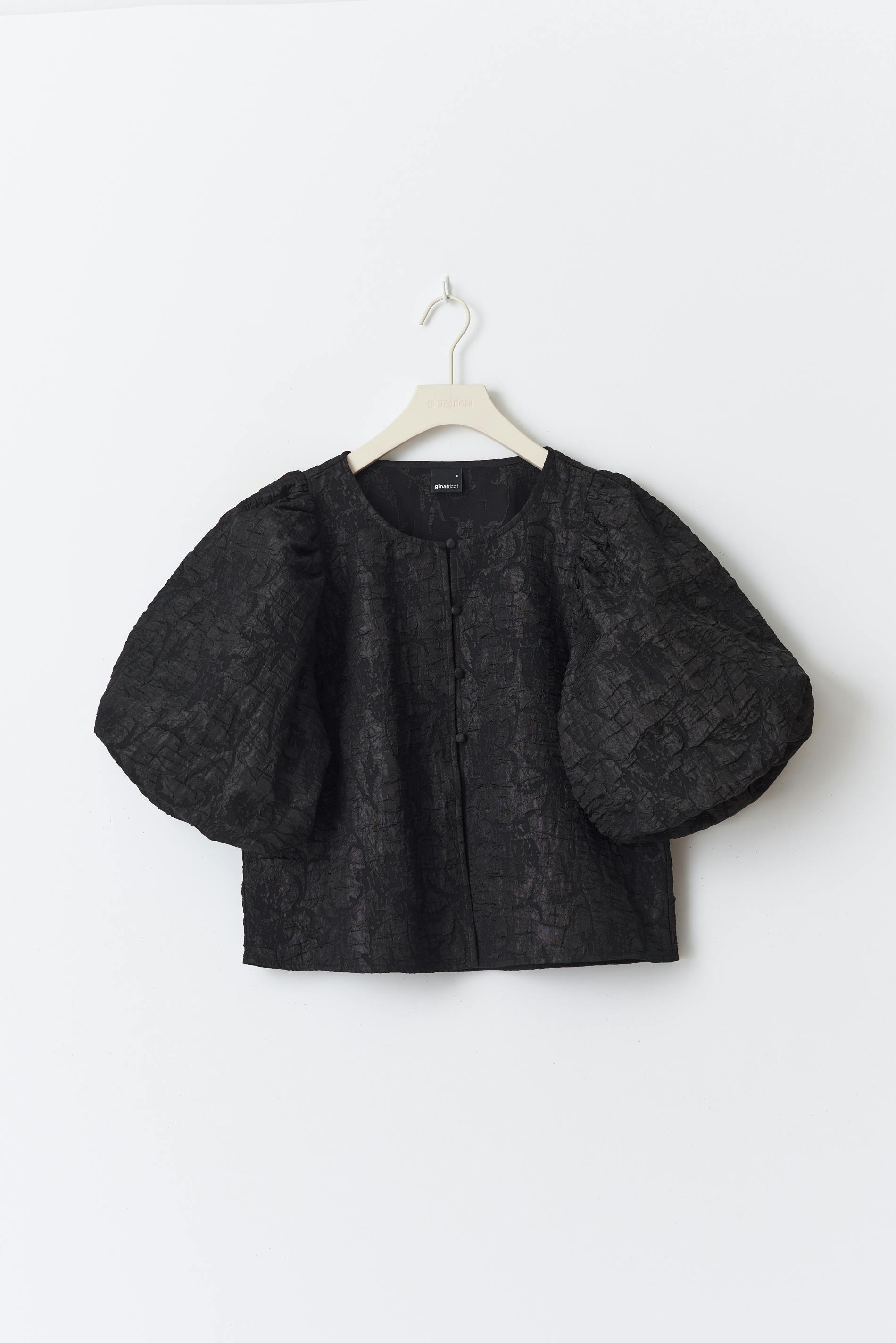 Brocade puff sleeve blouse