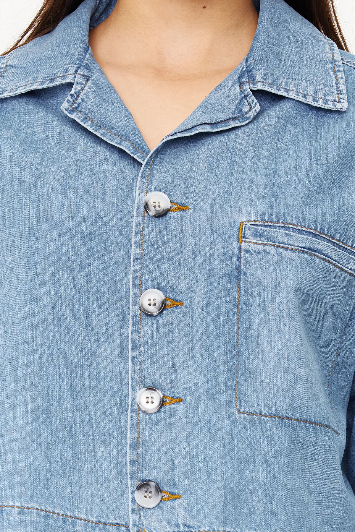 Trendyol Collection  Blaues Kurzarm-Jeanshemd TWOSS24GO00022
