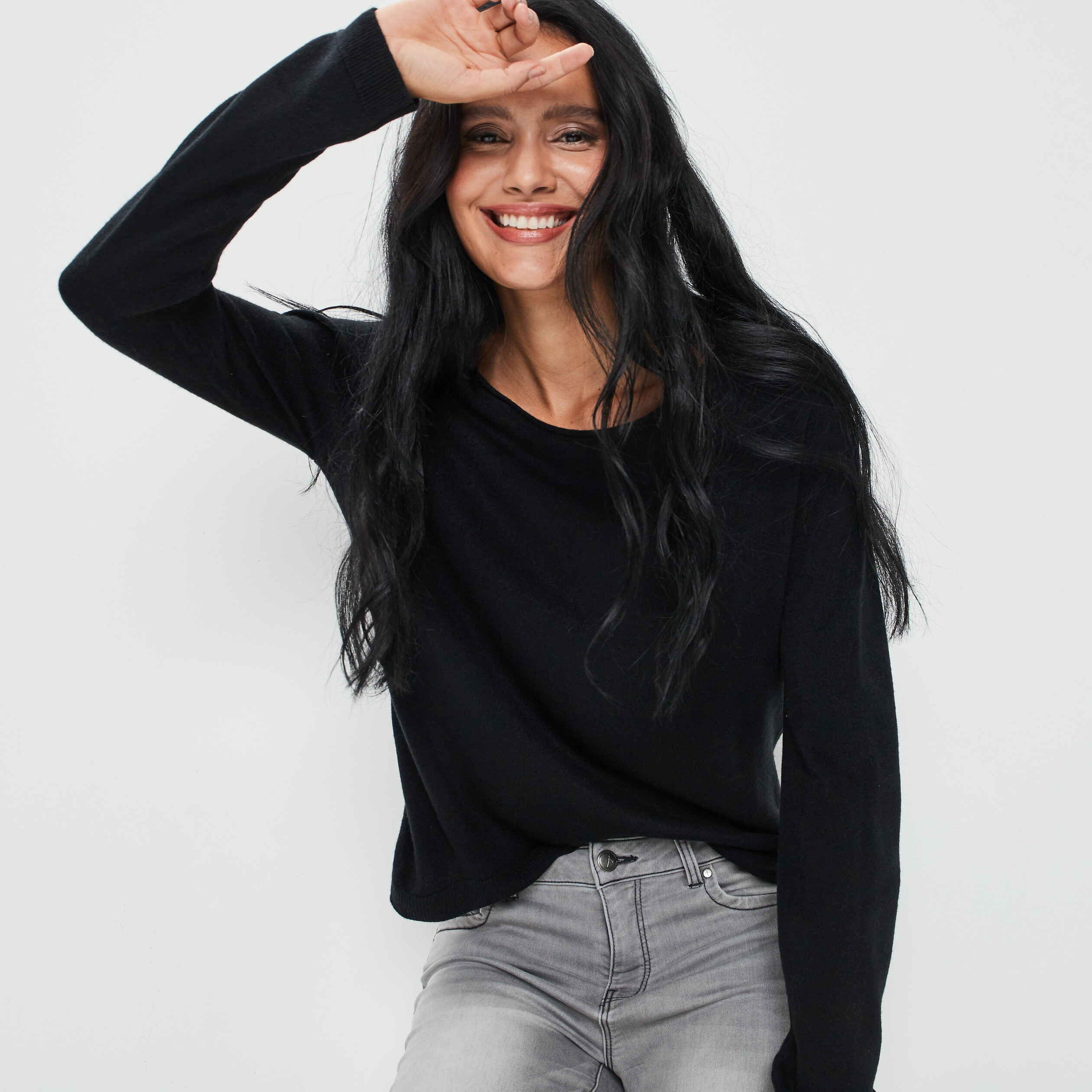 Pull avec col rond noir femme | La Halle