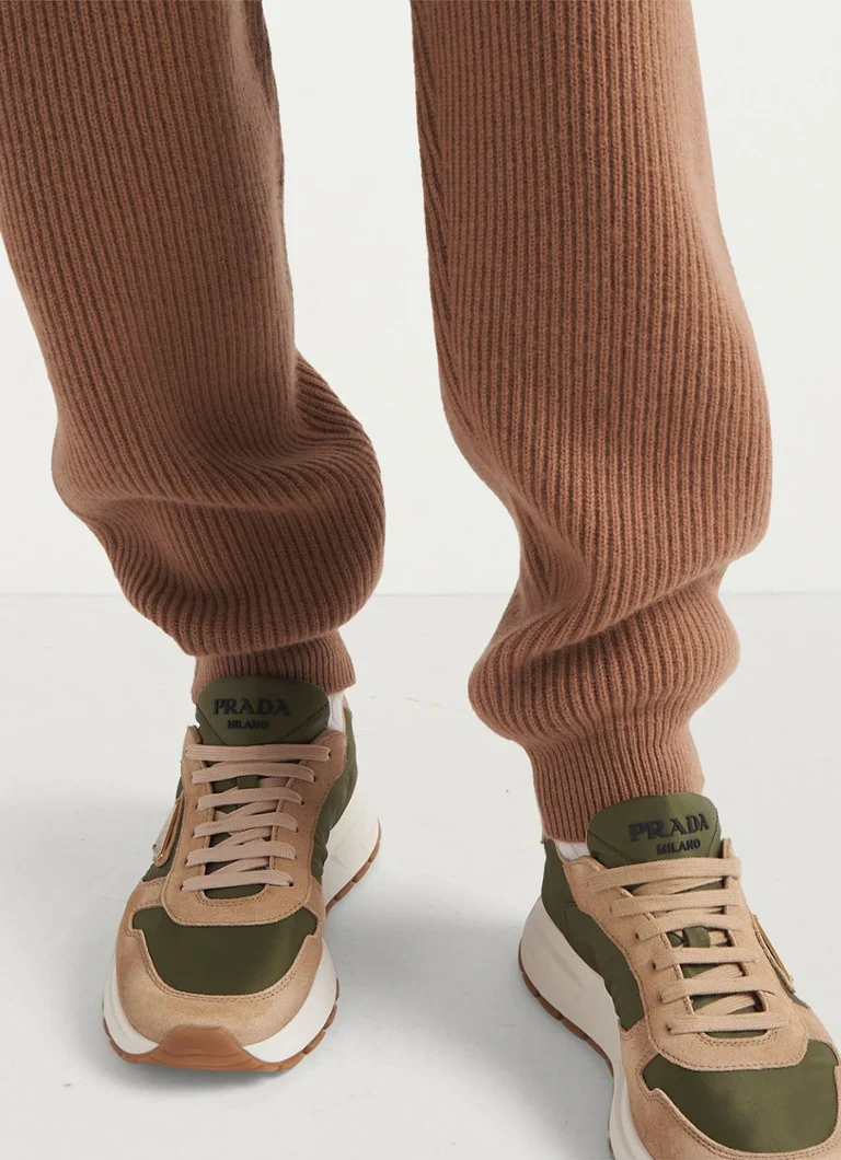 Αθλητικά παπούτσια Prada Prax 01 Re-Nylon με σουέτ λεπτομέρειες