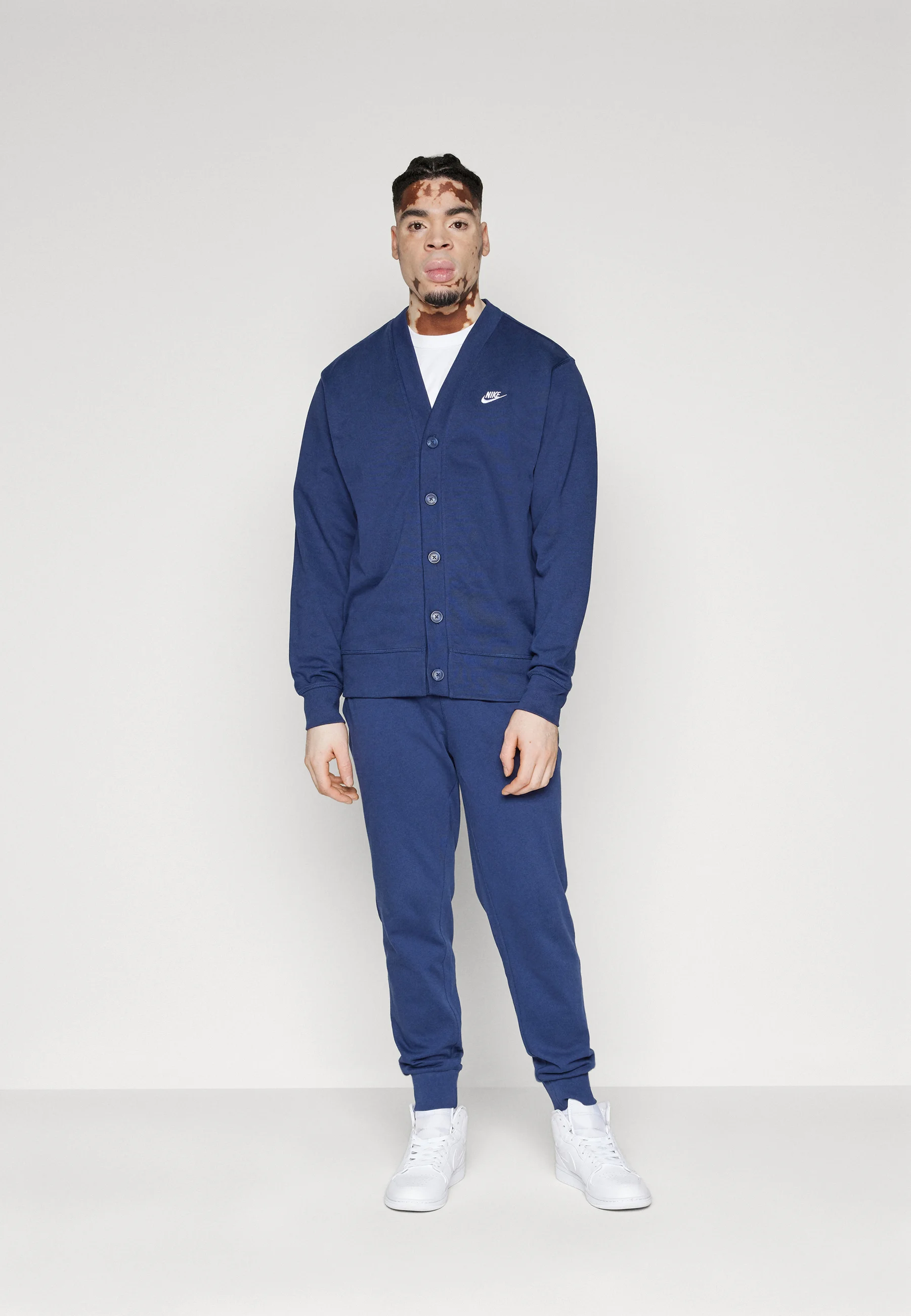 Nike Sportswear CLUB FAIRWAY CARDIGAN - Cárdigan