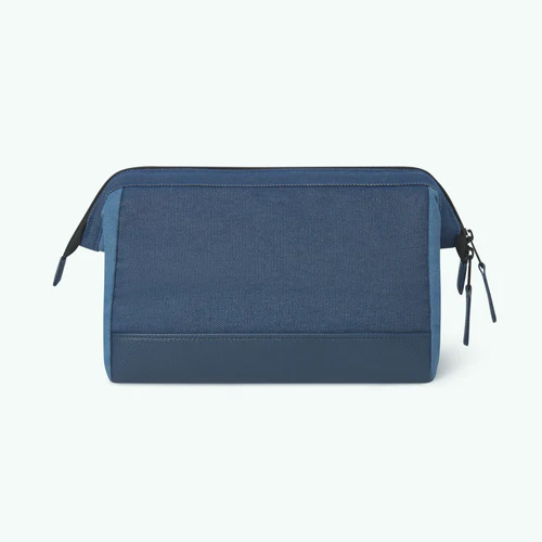 San Giljan navy blue toiletry bag