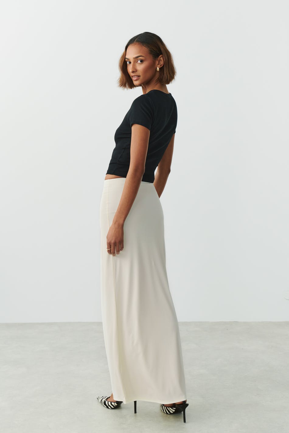 Low waist maxi skirt