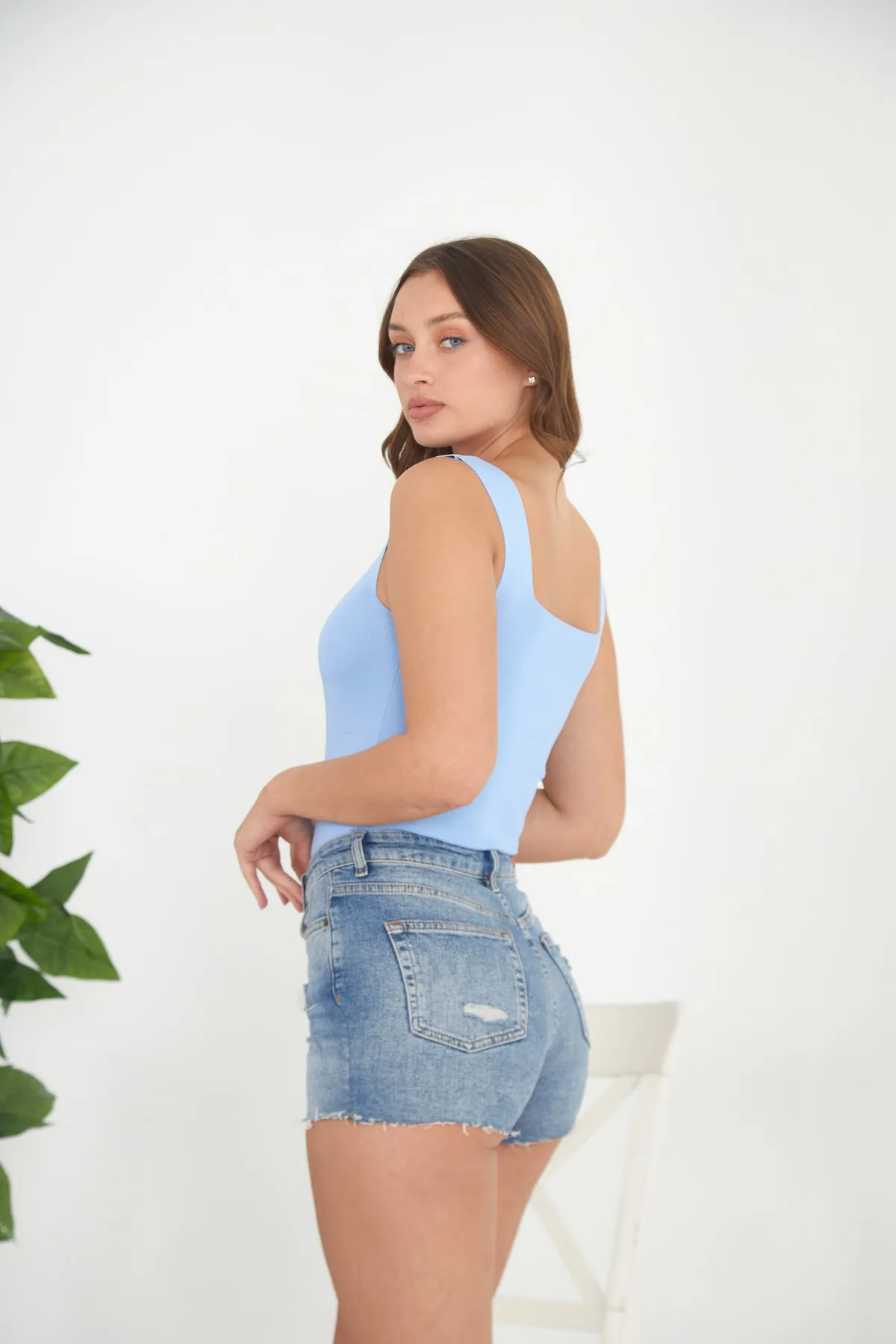 Pearls of Home  Damen-Crop-Top – Blau – tailliertes Crop-Top – 15 verschiedene Farboptionen – dehnbares Strick-Unterhemd für Damen