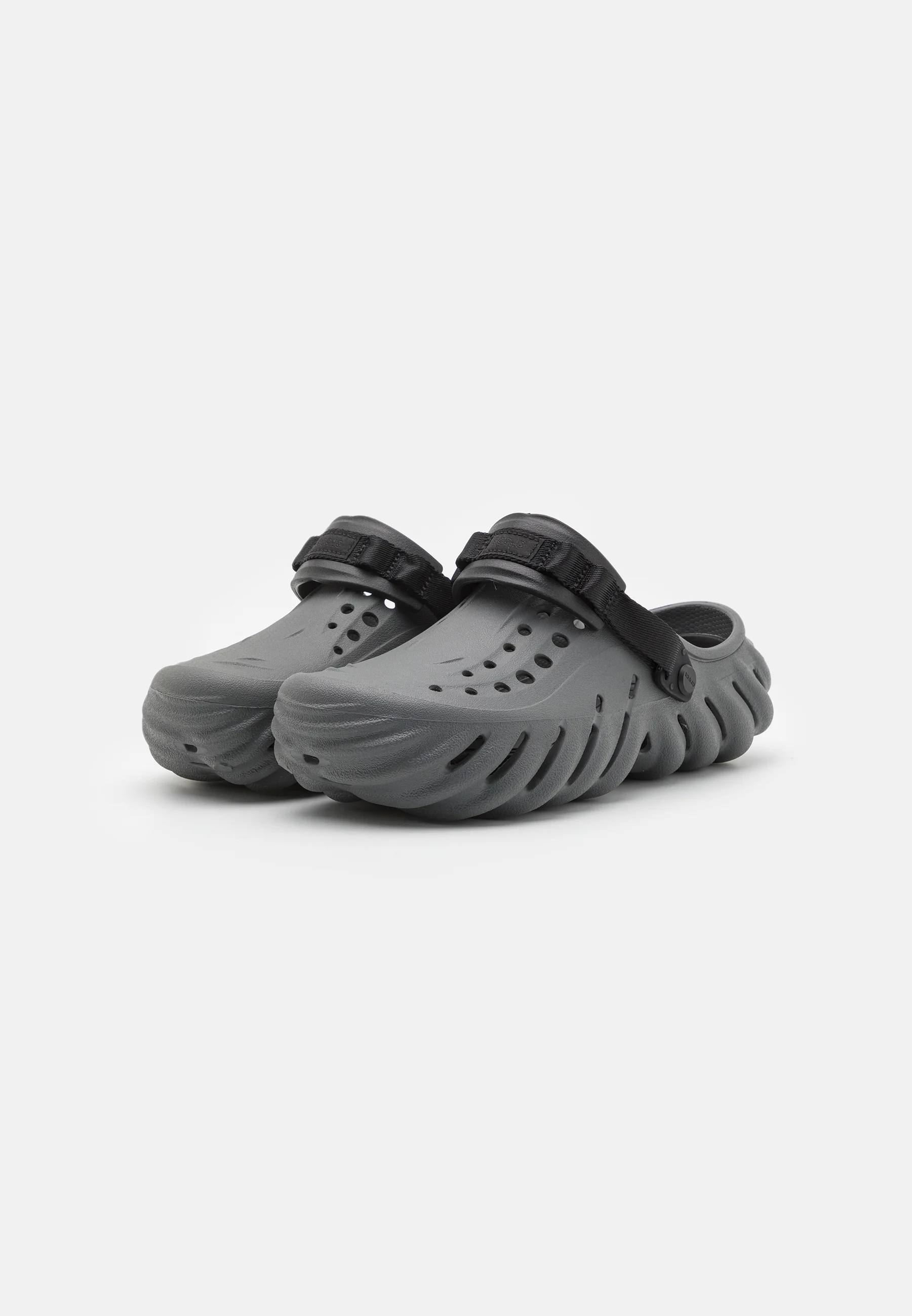 Crocs ECHO UNISEX - Pantuflas