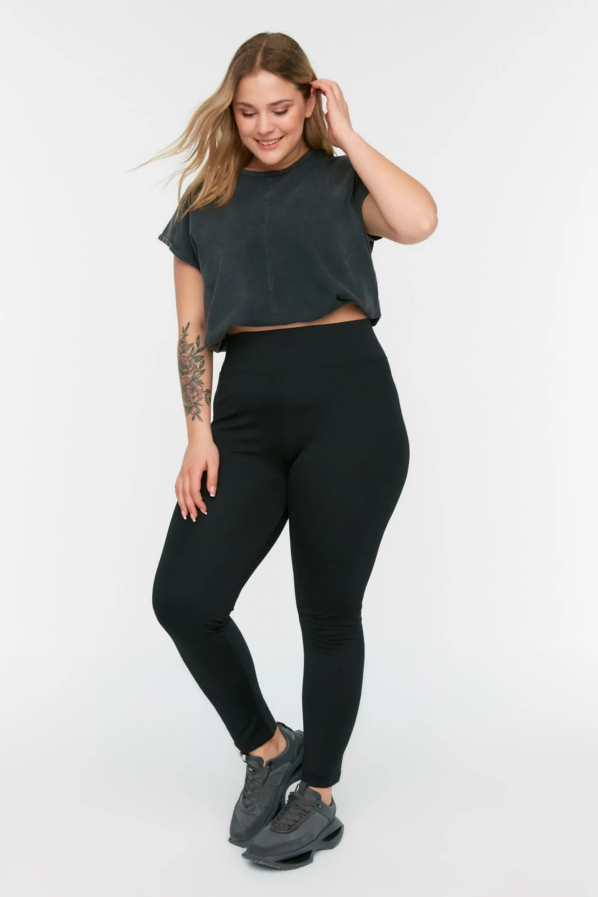 Trendyol Curve  Schwarze Strickstrumpfhose TBSSS22TA0026