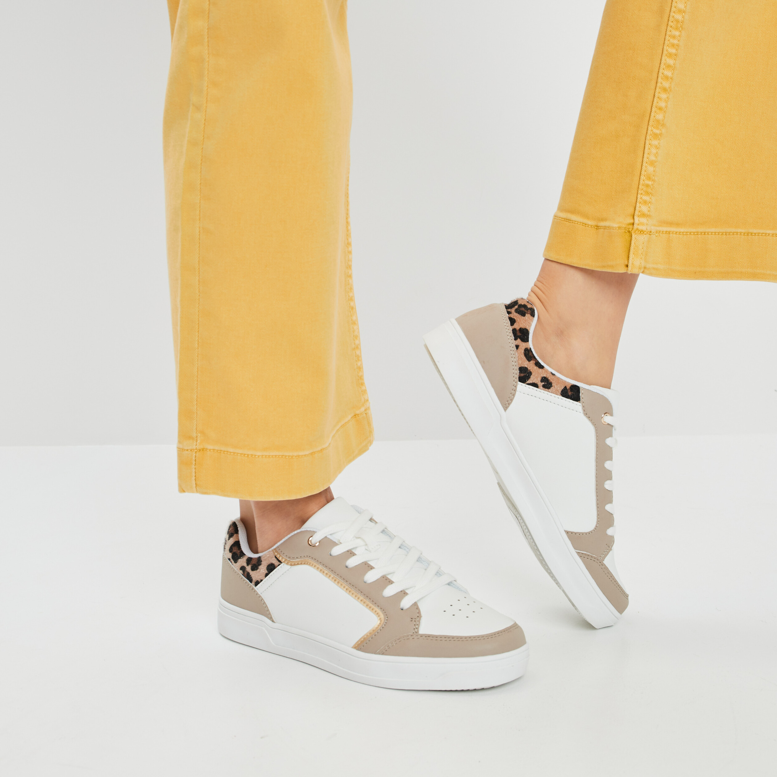 Tennis à lacets blanc femme | La Halle
