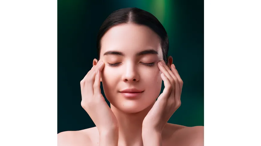 SHISEIDO FUTURE SOLUTION LX Legendary Enmei Ultimate Brillance Eye Cream 15 ml