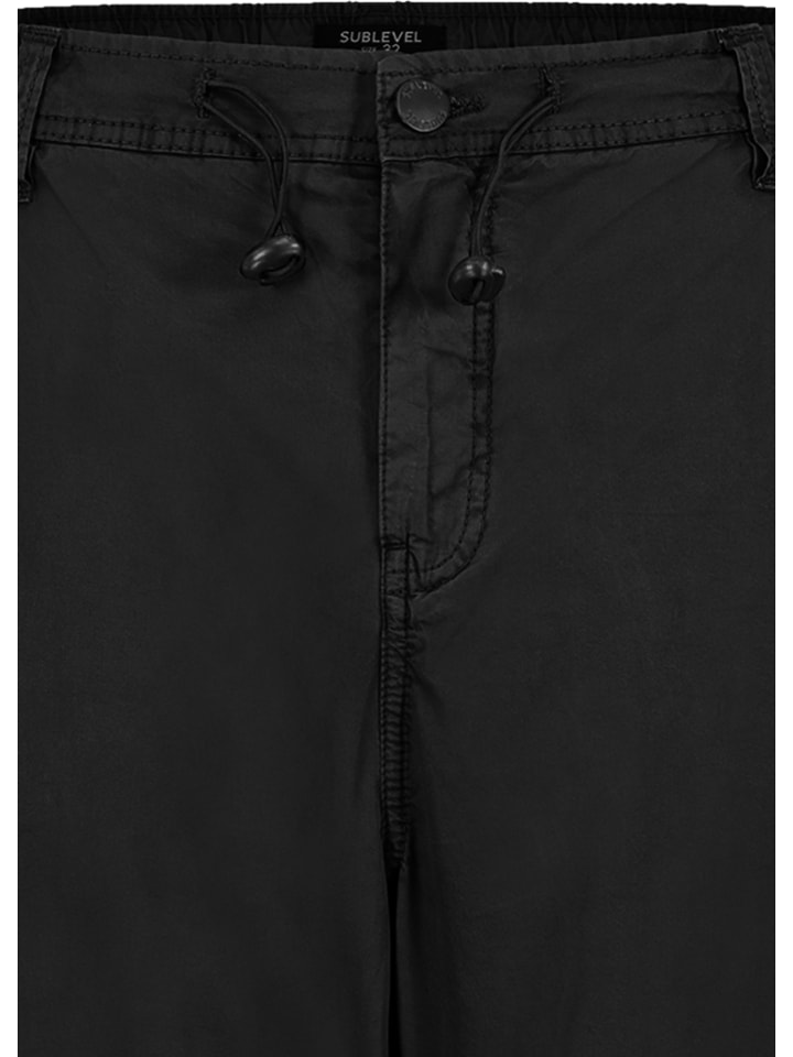 Sublevel Cargohose in Schwarz günstig kaufen