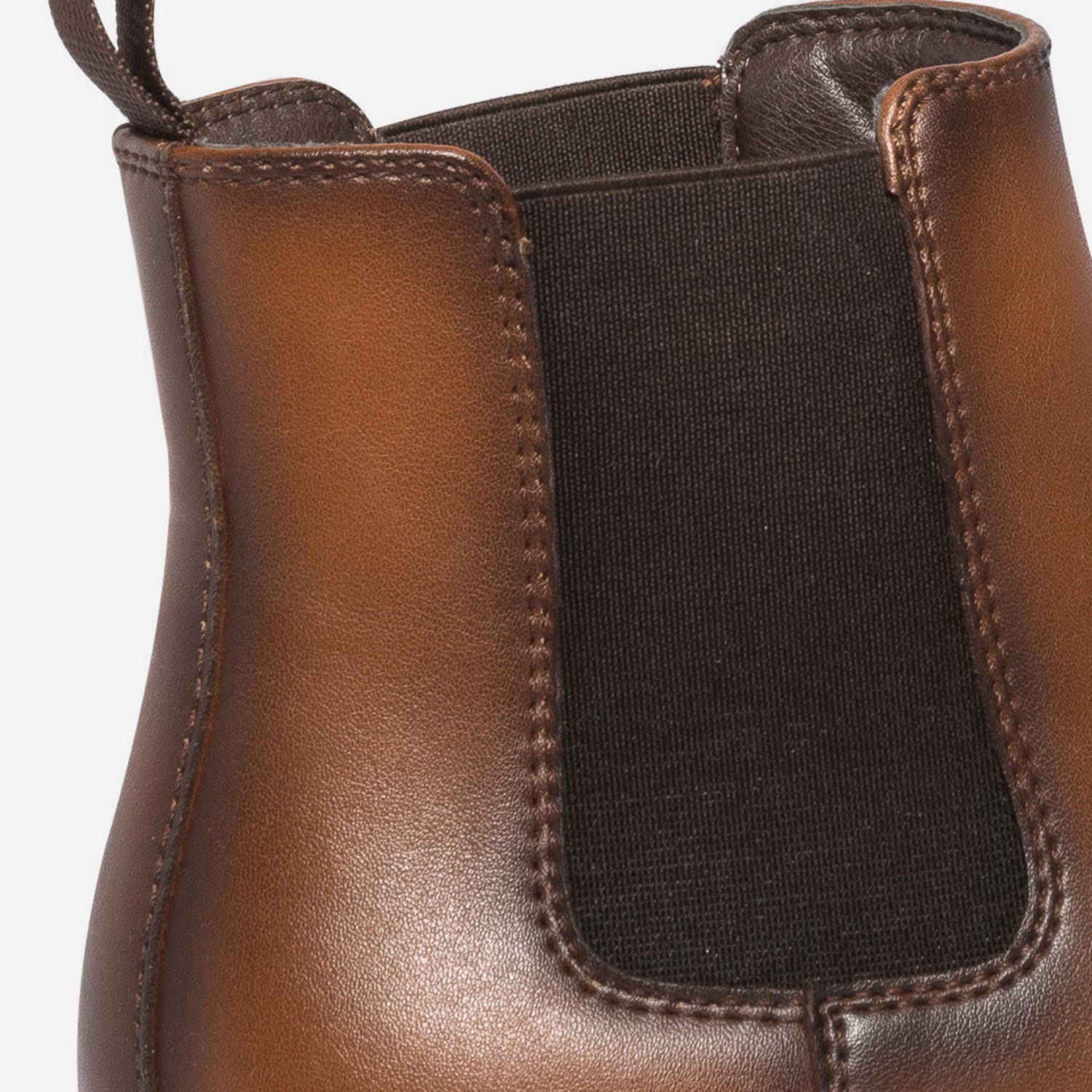 Chelsea boots cognac en semelle crantée